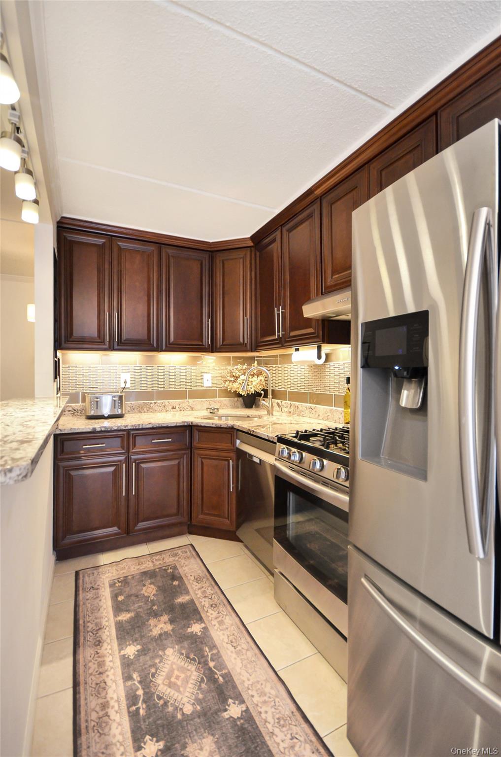 397 N Broadway, Unit 1F photo 6