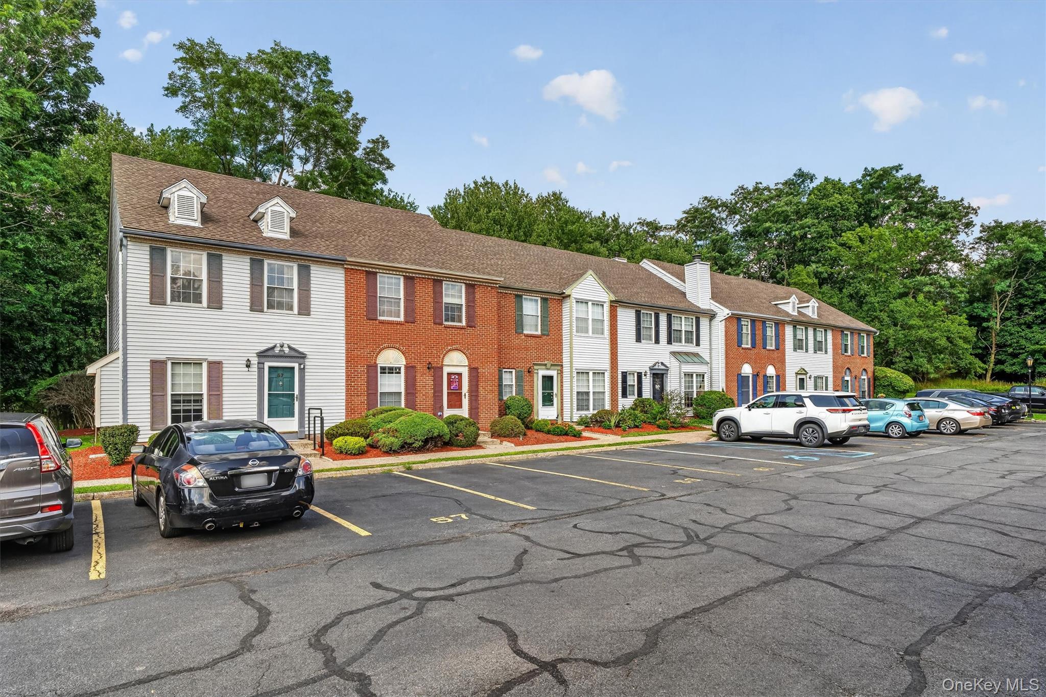 65 Yorkshire Terrace – For Sale photo 6
