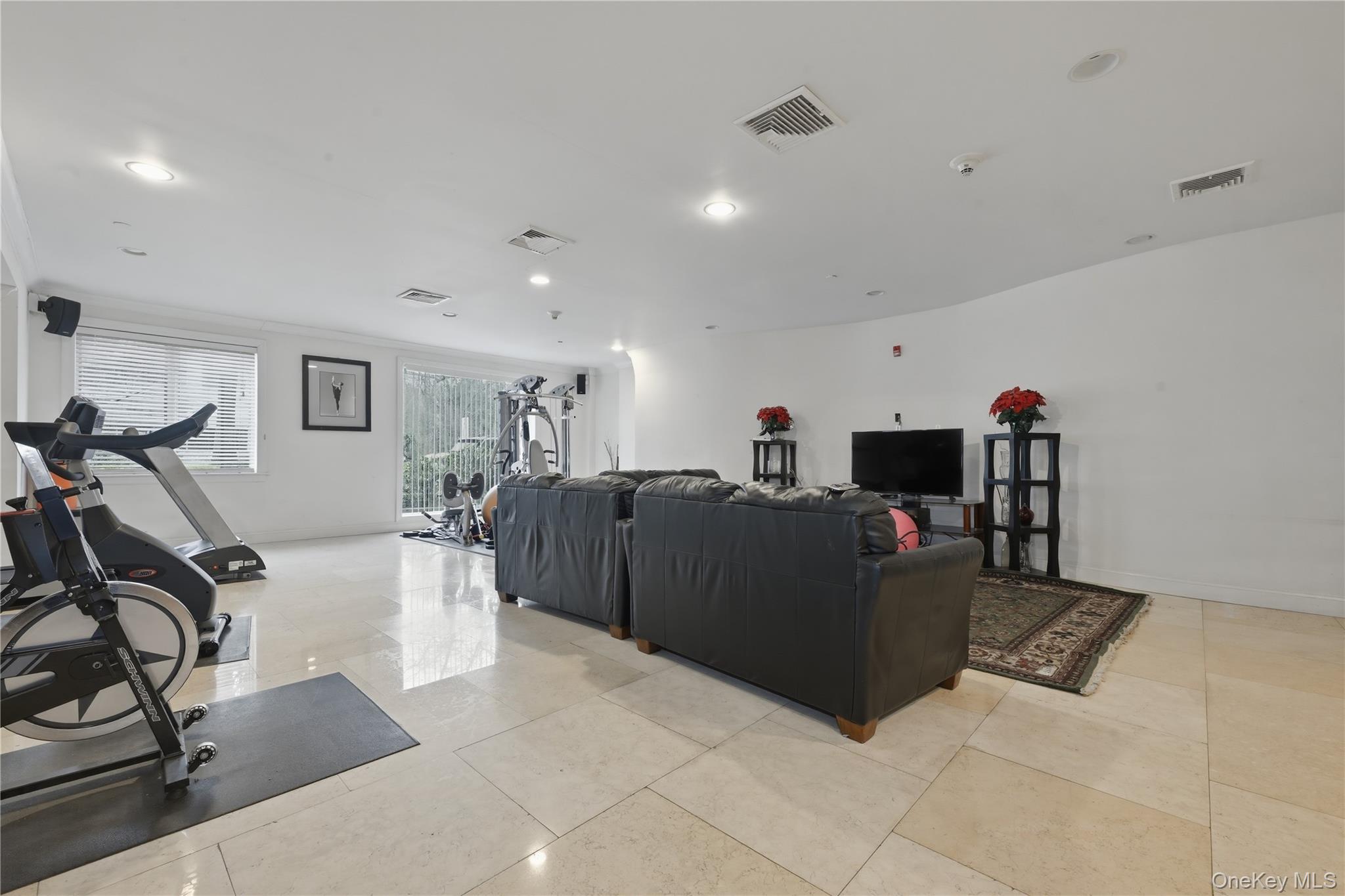 171 Great Neck Road Rd, Unit 3H photo 22