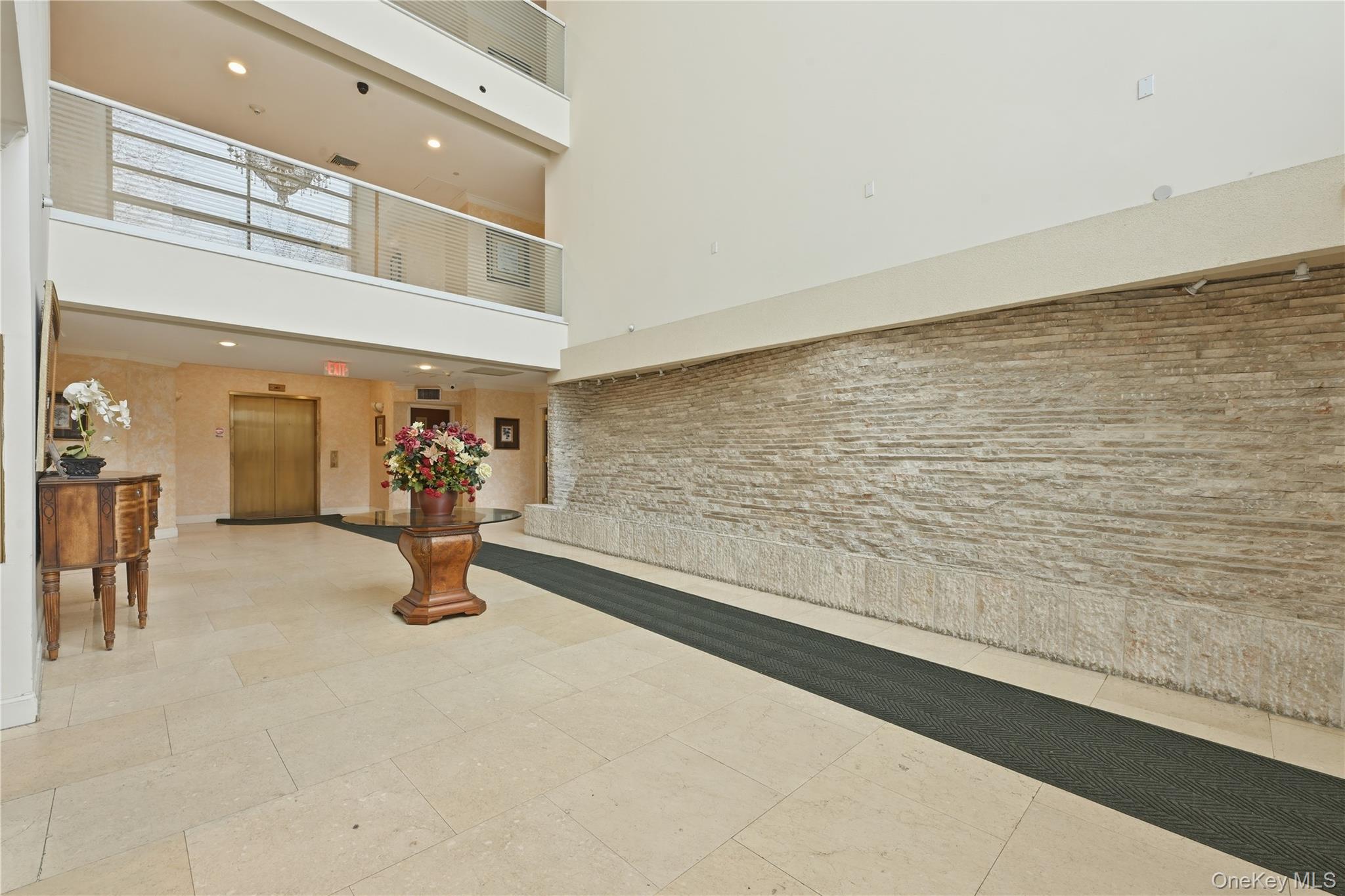 171 Great Neck Road Rd, Unit 3H photo 9