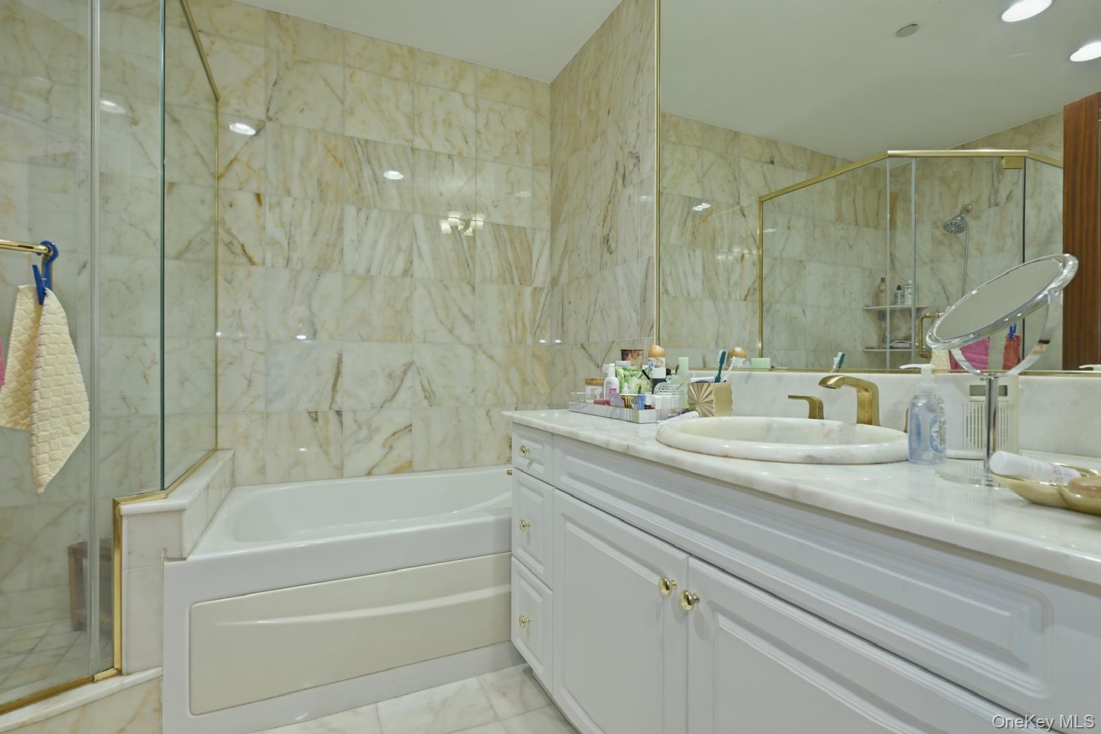 171 Great Neck Road Rd, Unit 3H photo 14