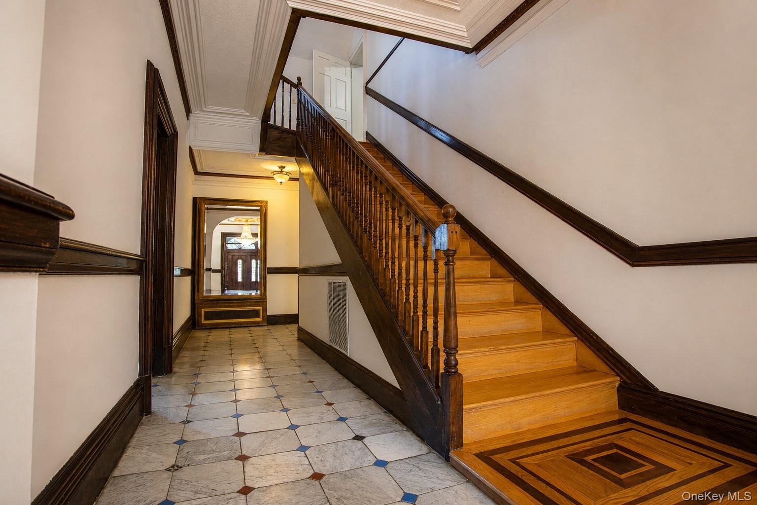 12 Monell Place – For Sale photo 6