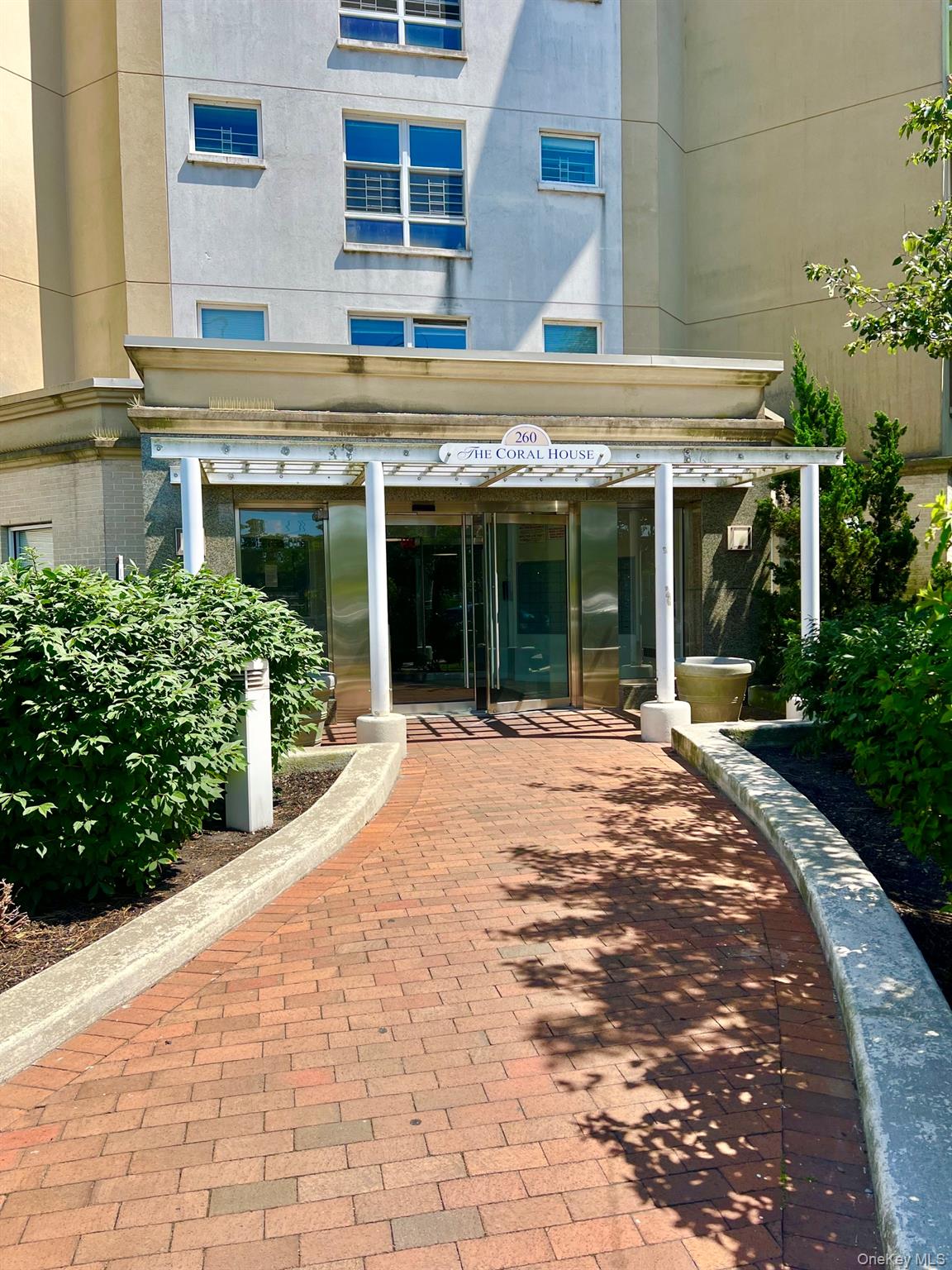 260 Beach 81st Street, Unit 3N photo 2