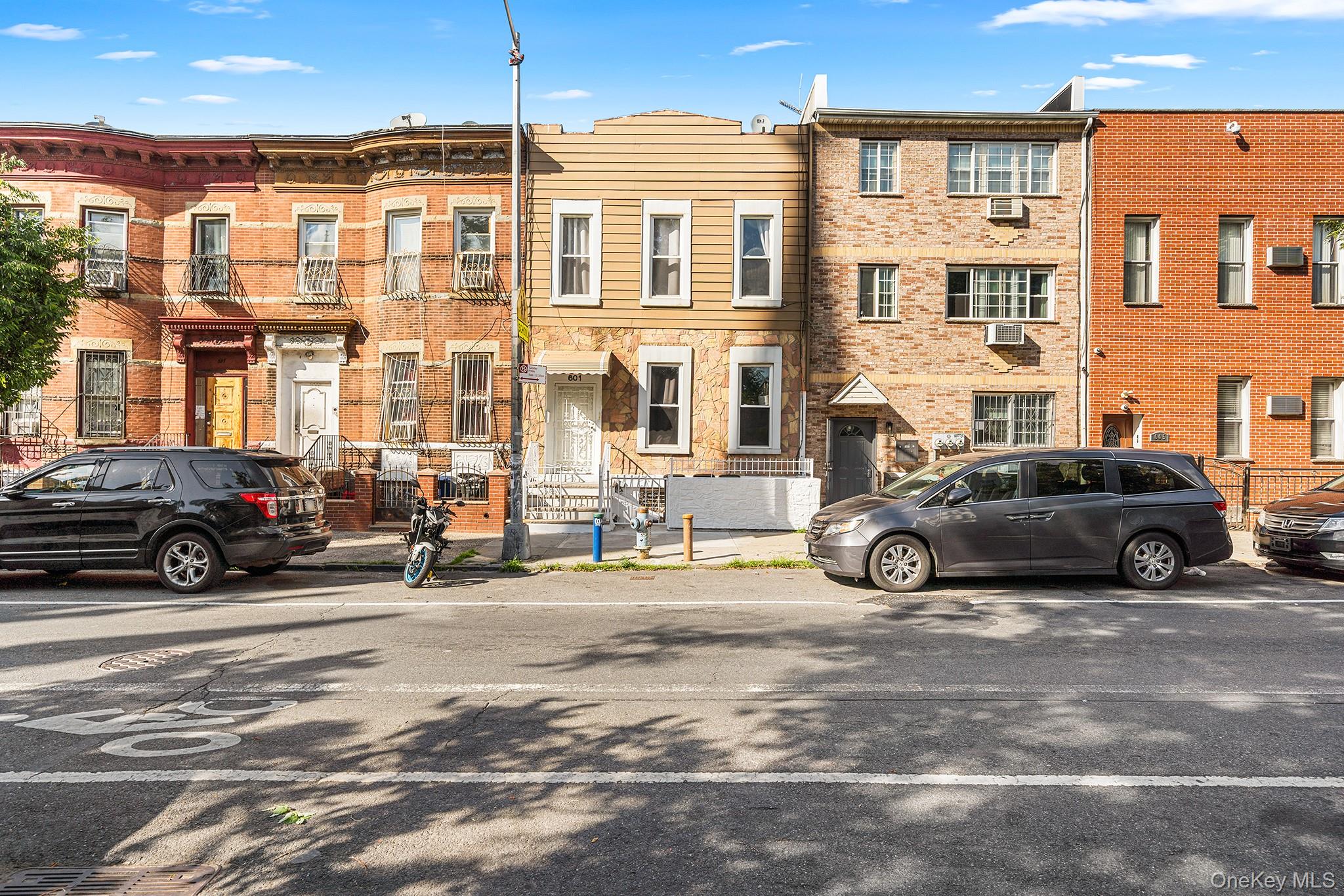 601 Knickerbocker Avenue – For Sale photo 3