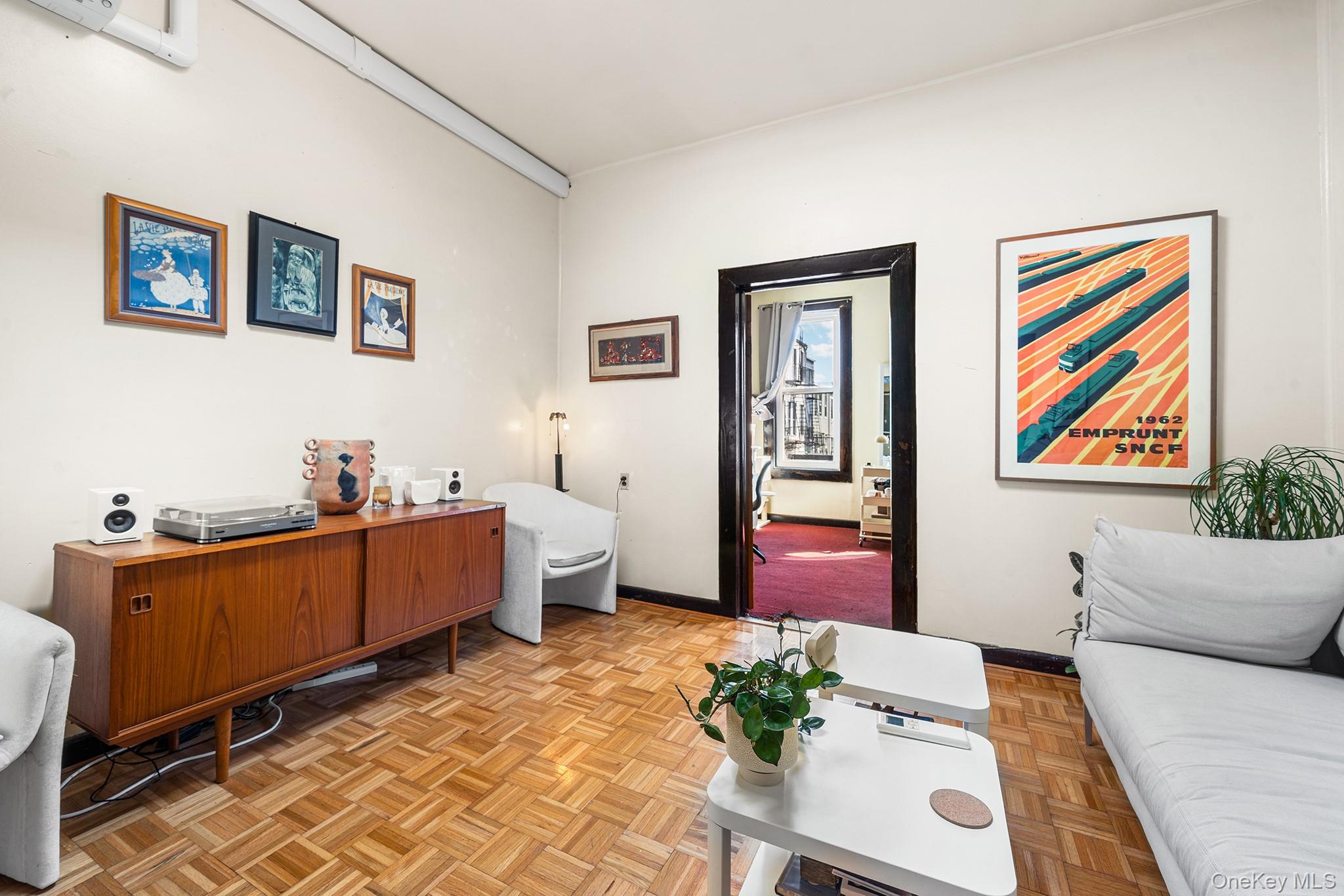 601 Knickerbocker Avenue – For Sale photo 5