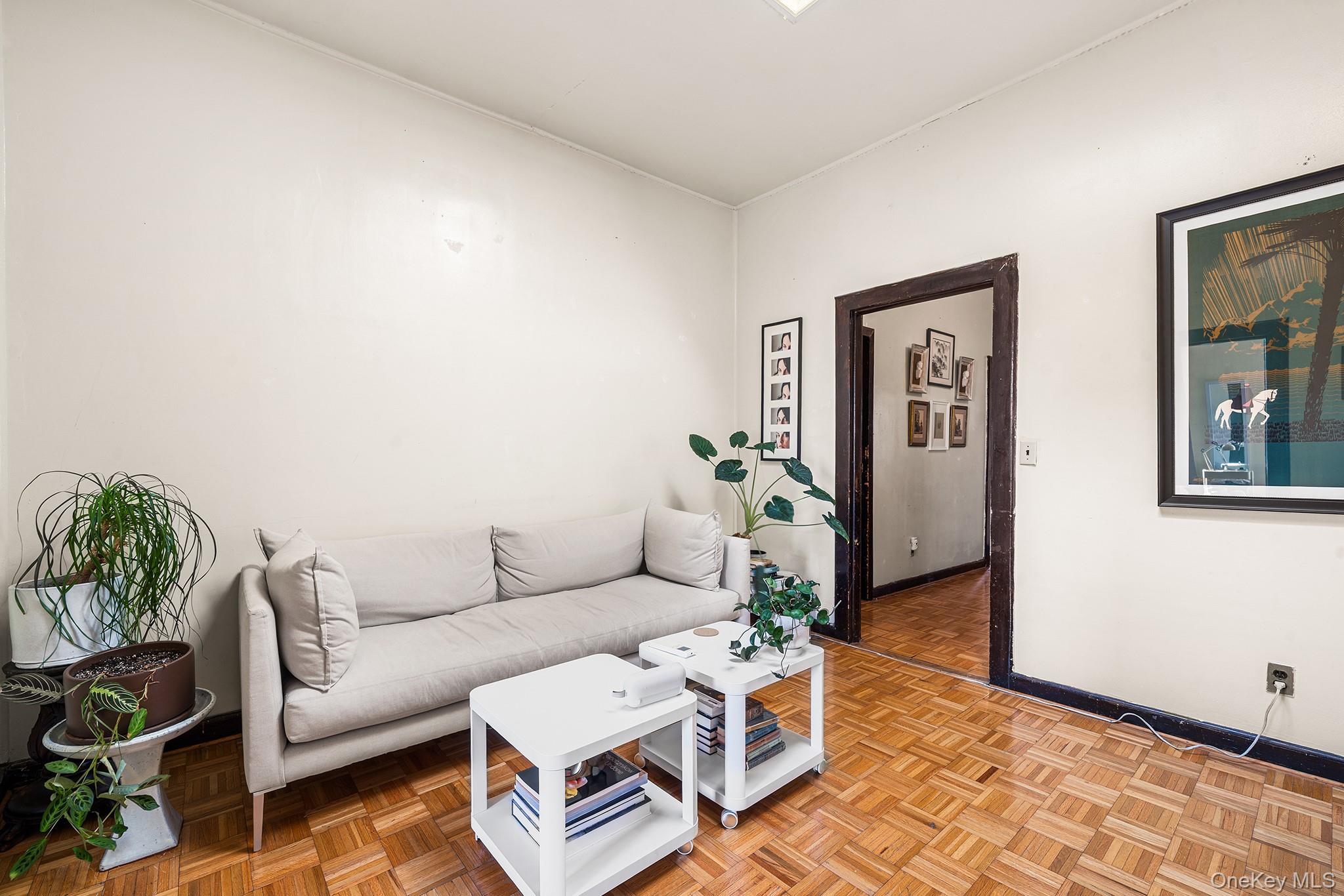 601 Knickerbocker Avenue – For Sale photo 6