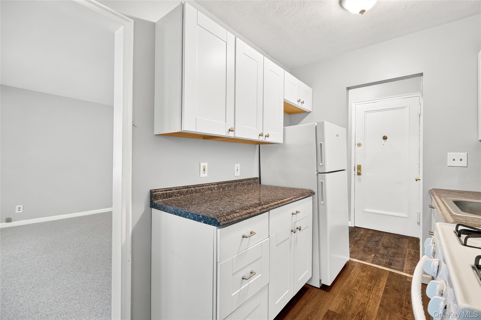 205 West Post Road, Unit 1N photo 20