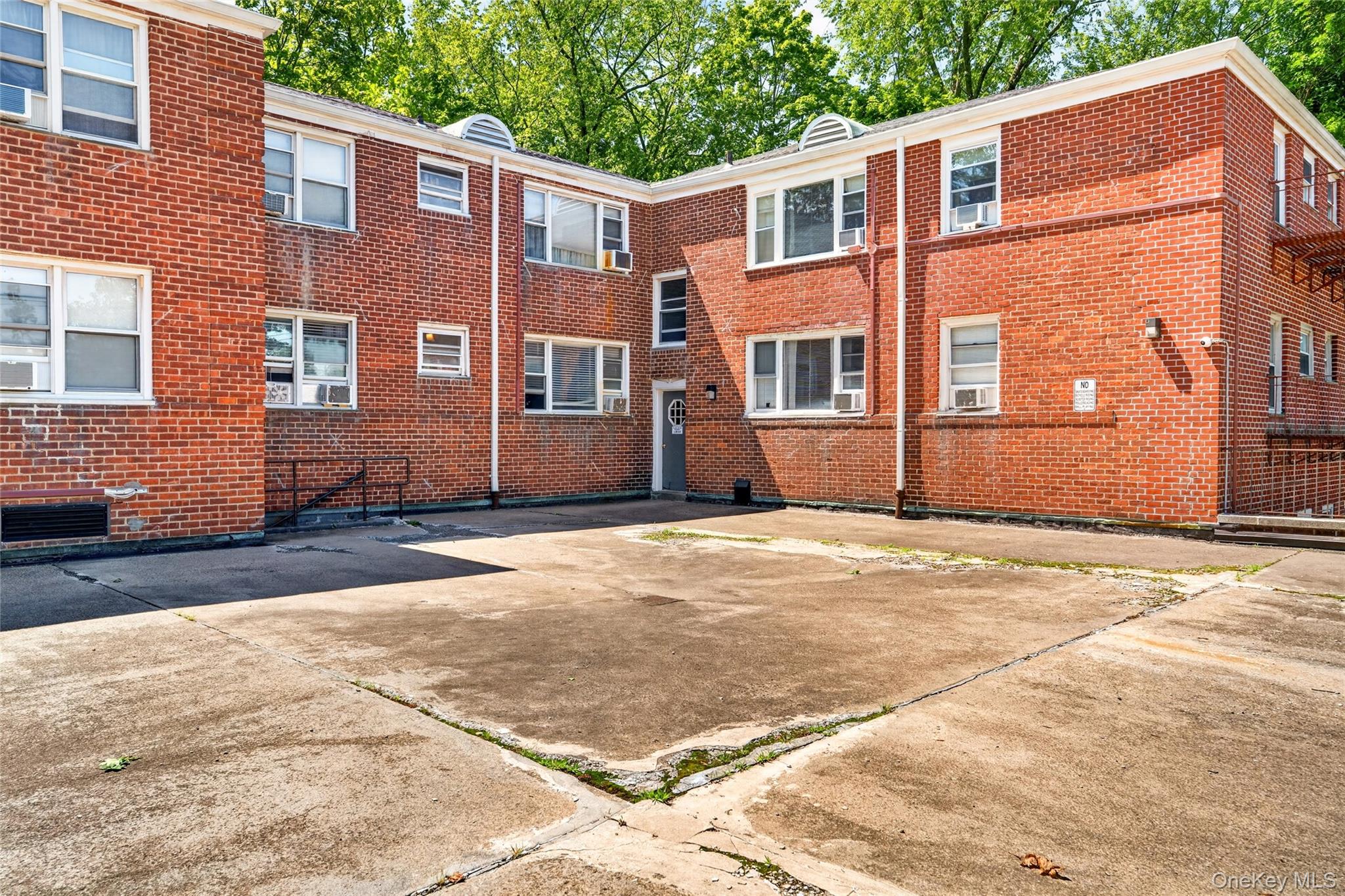205 West Post Road, Unit 1N photo 7