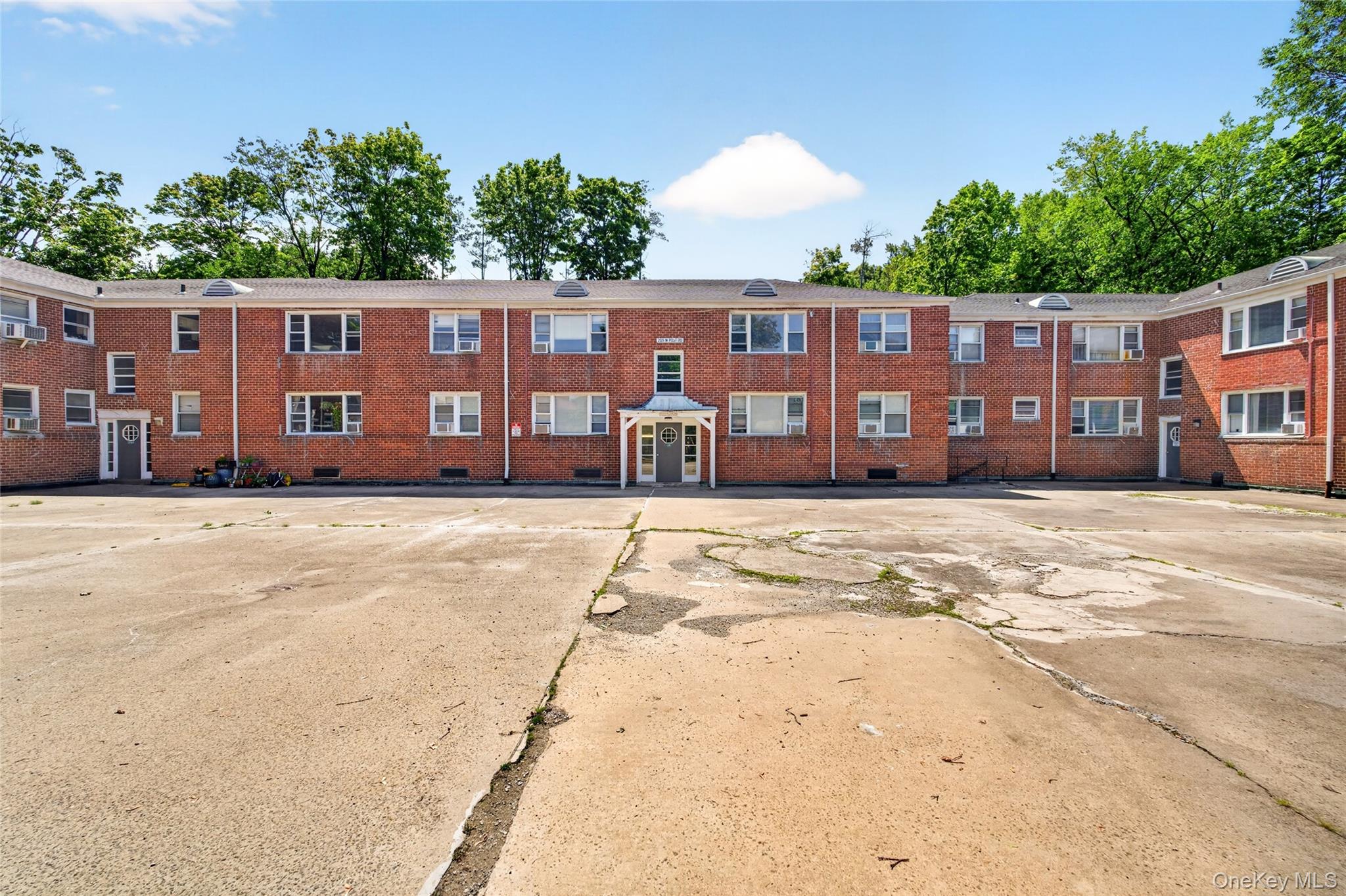 205 West Post Road, Unit 1N photo 6