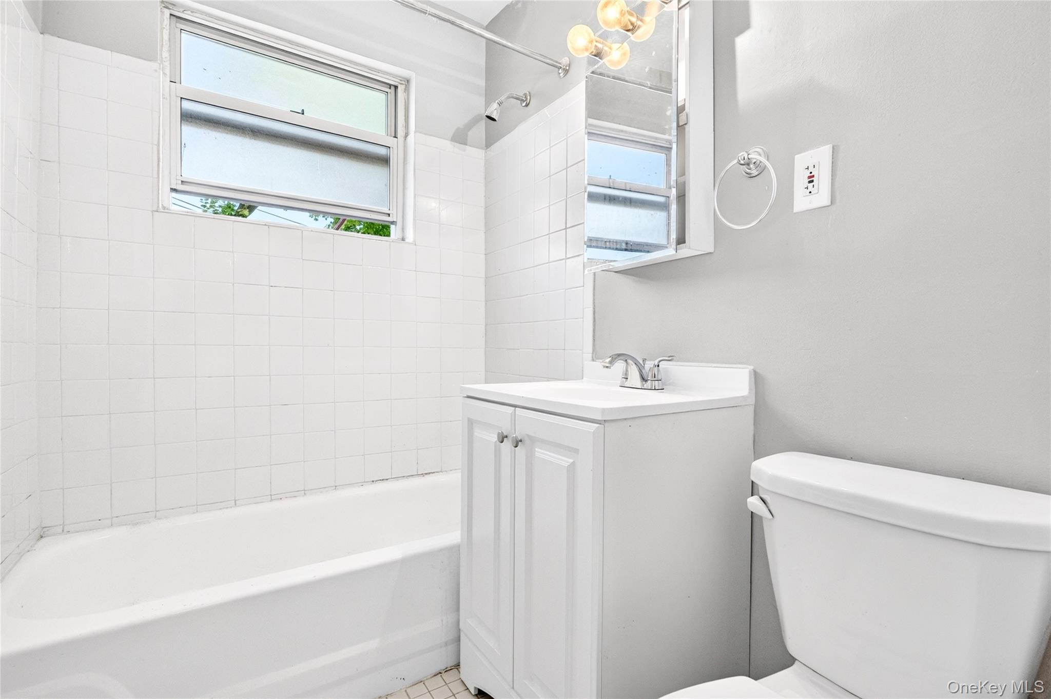 205 West Post Road, Unit 1N photo 32