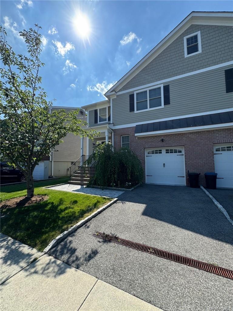 4 Rose Avenue – For Rent photo 2