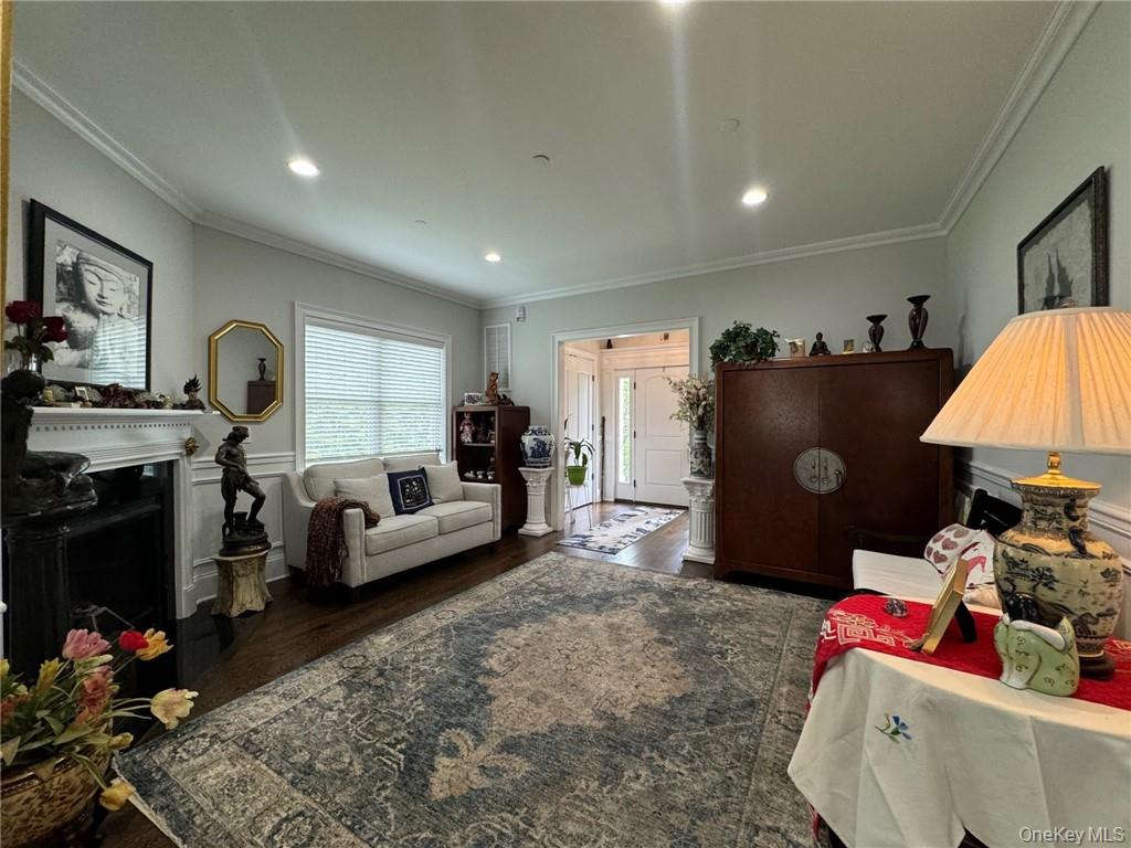 4 Rose Avenue – For Rent photo 4