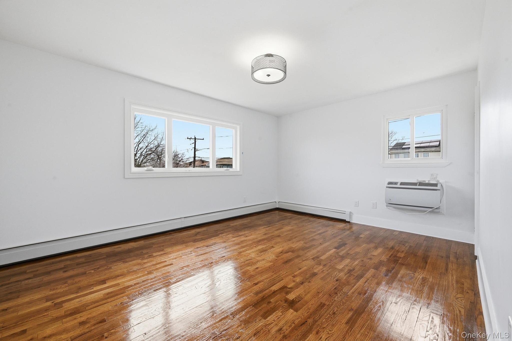 341 Green Court – For Sale photo 15