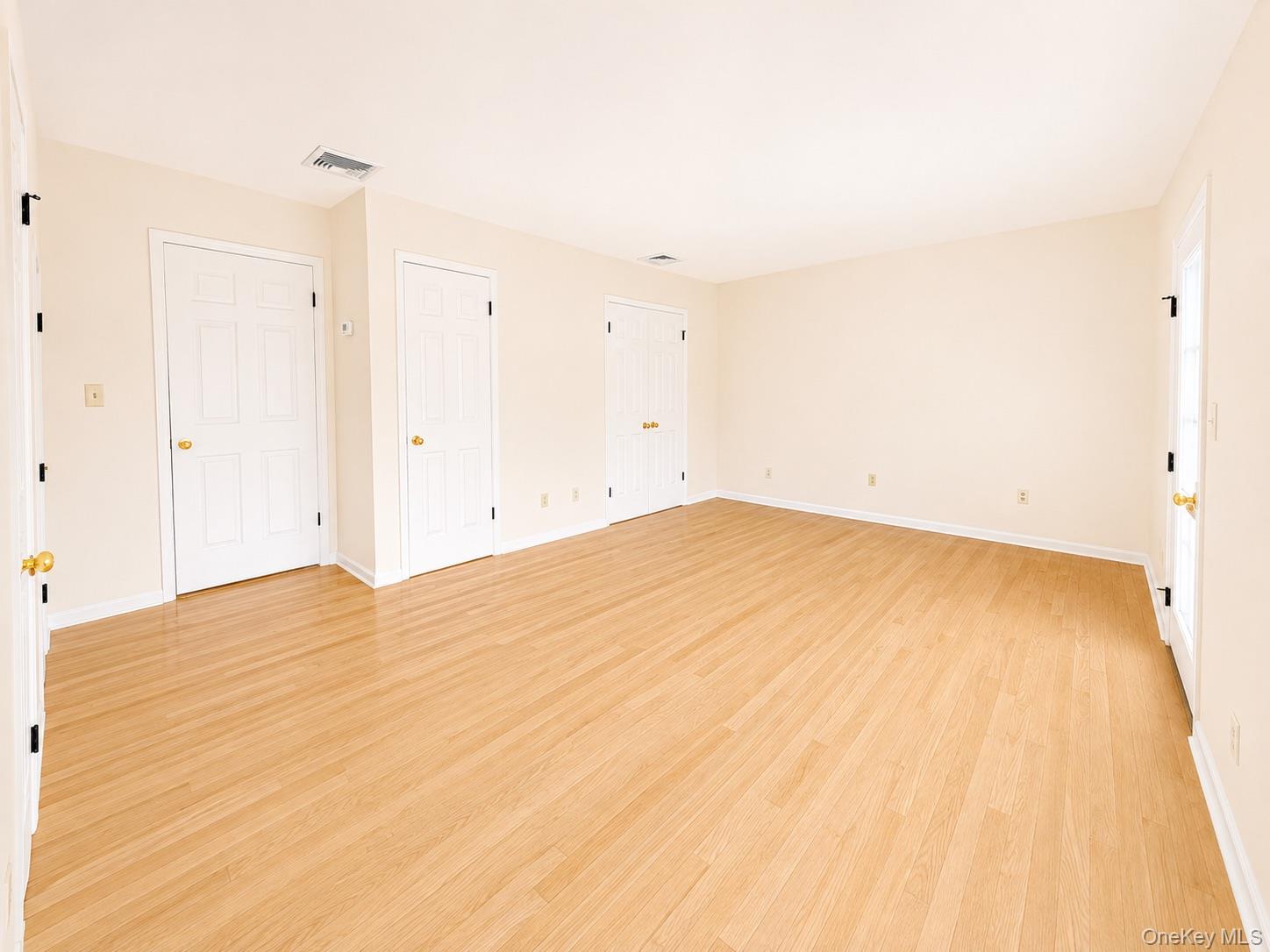 6 Cornell Place – For Rent photo 21