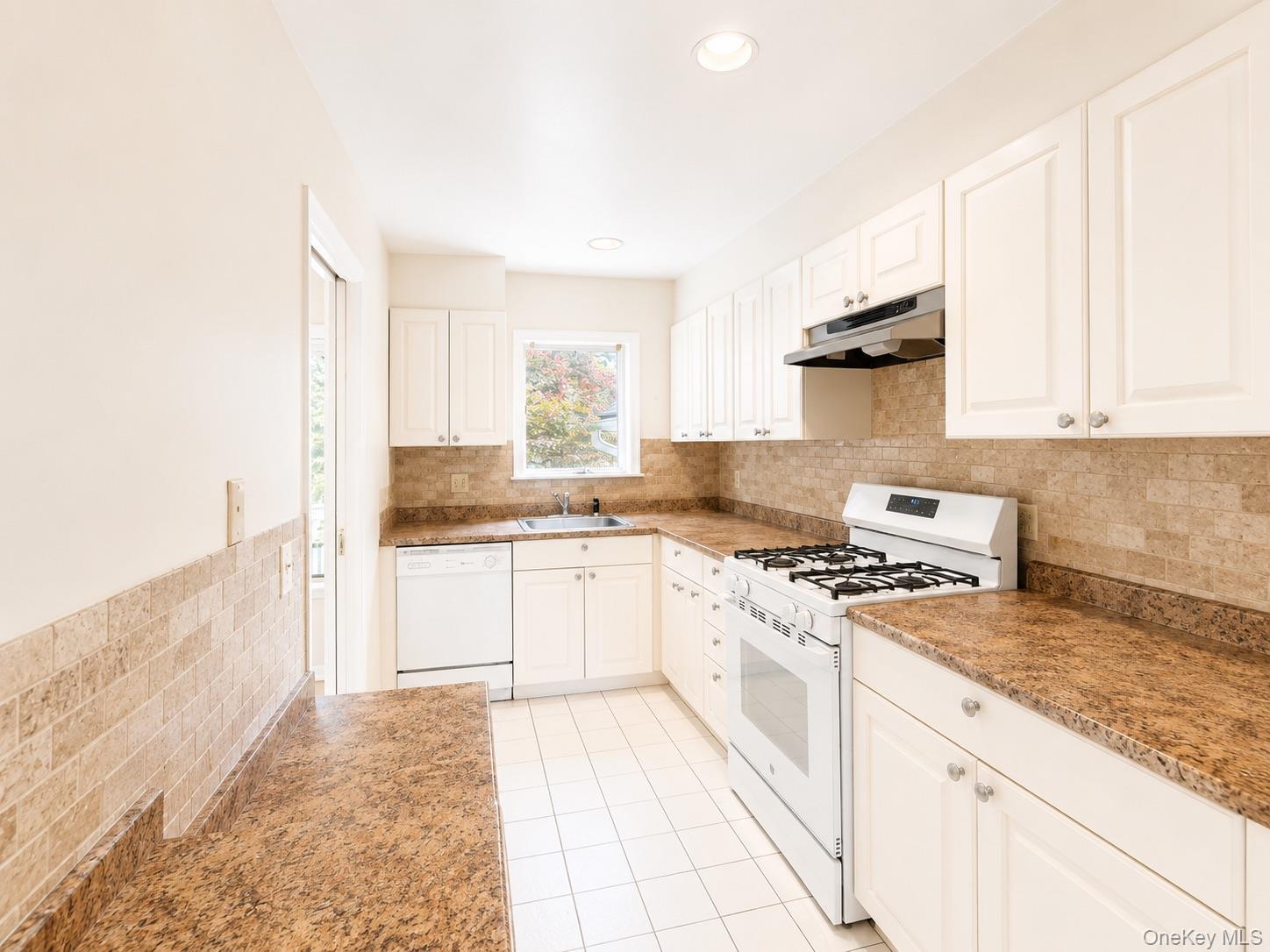 6 Cornell Place – For Rent photo 6