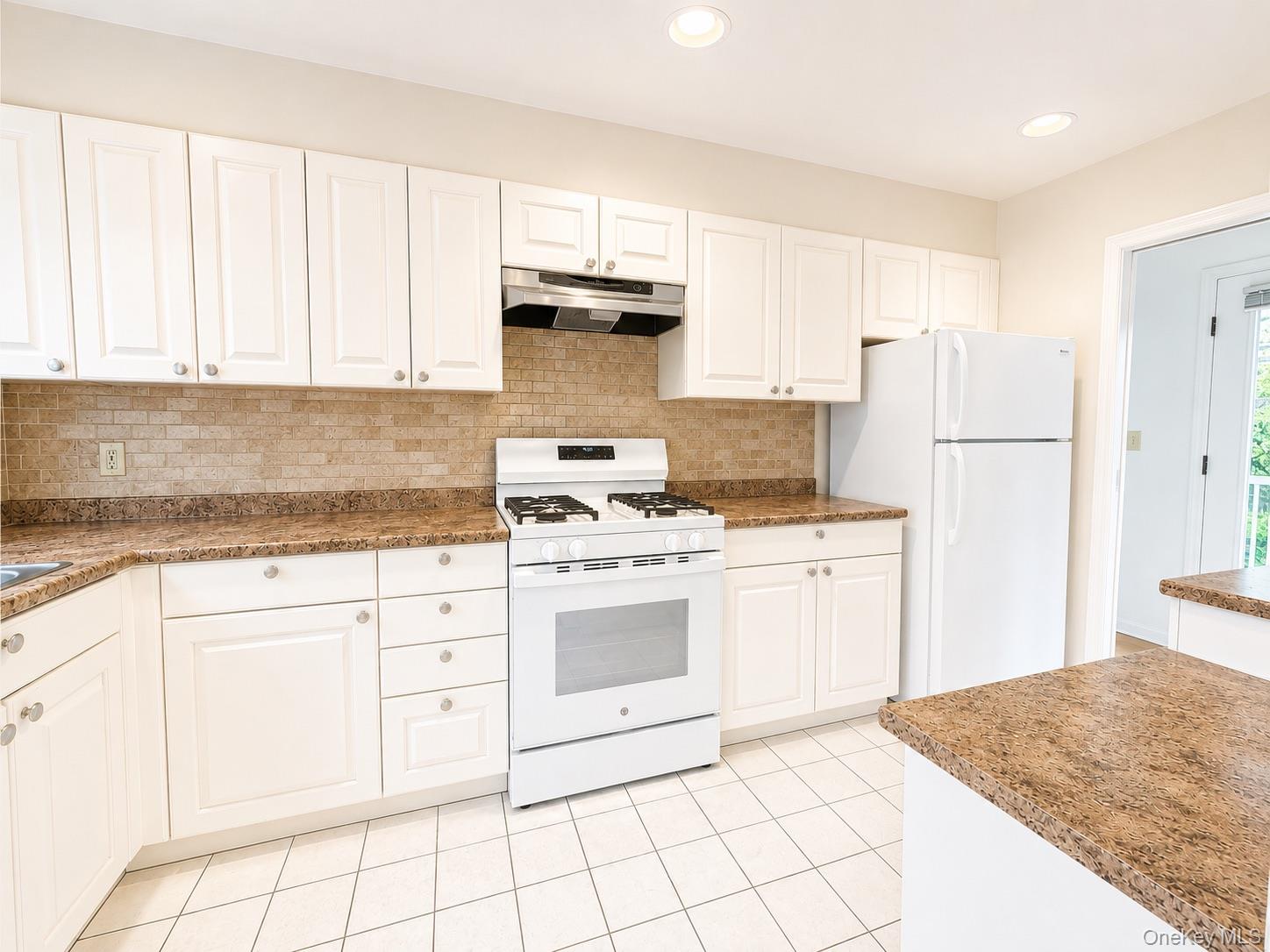 6 Cornell Place – For Rent photo 7