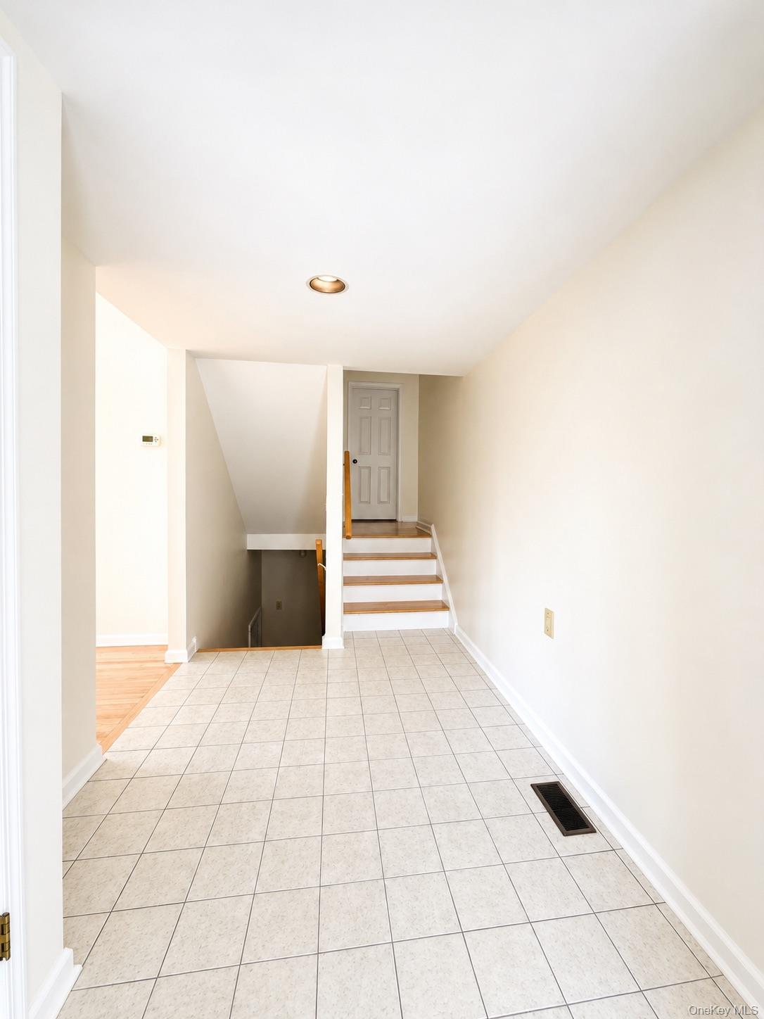 6 Cornell Place – For Rent photo 2