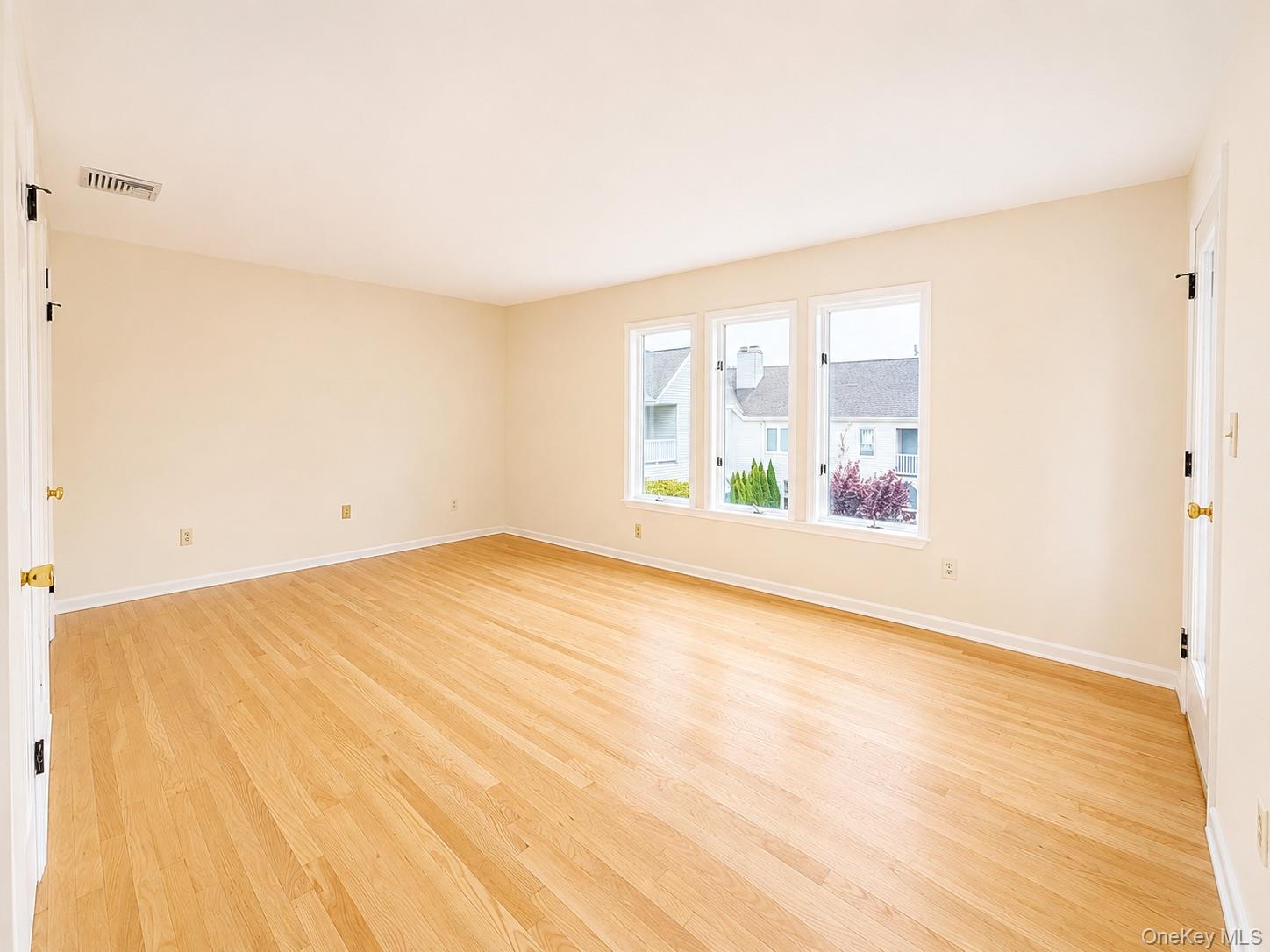6 Cornell Place – For Rent photo 19