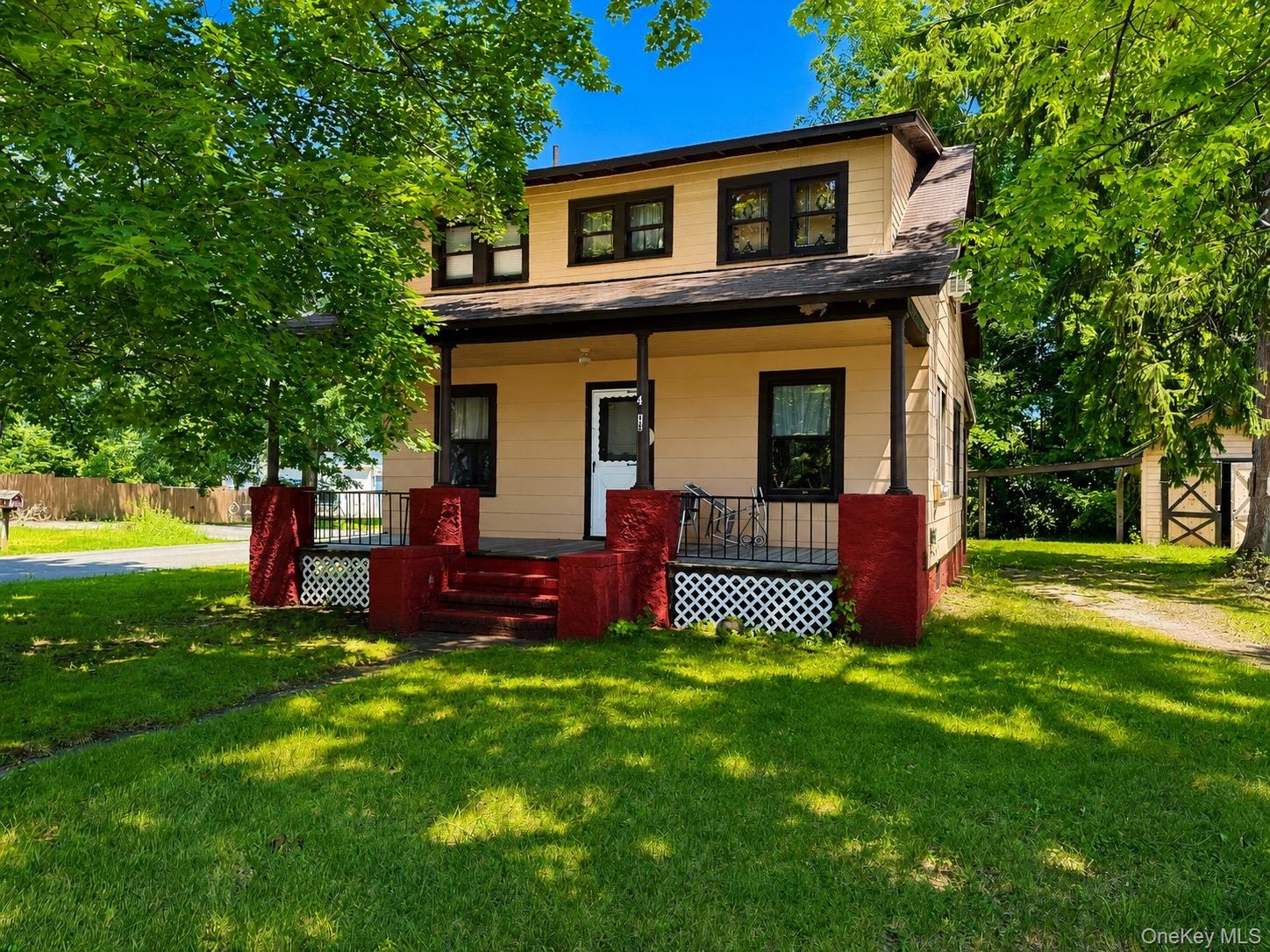 16 Cottage Street – For Sale