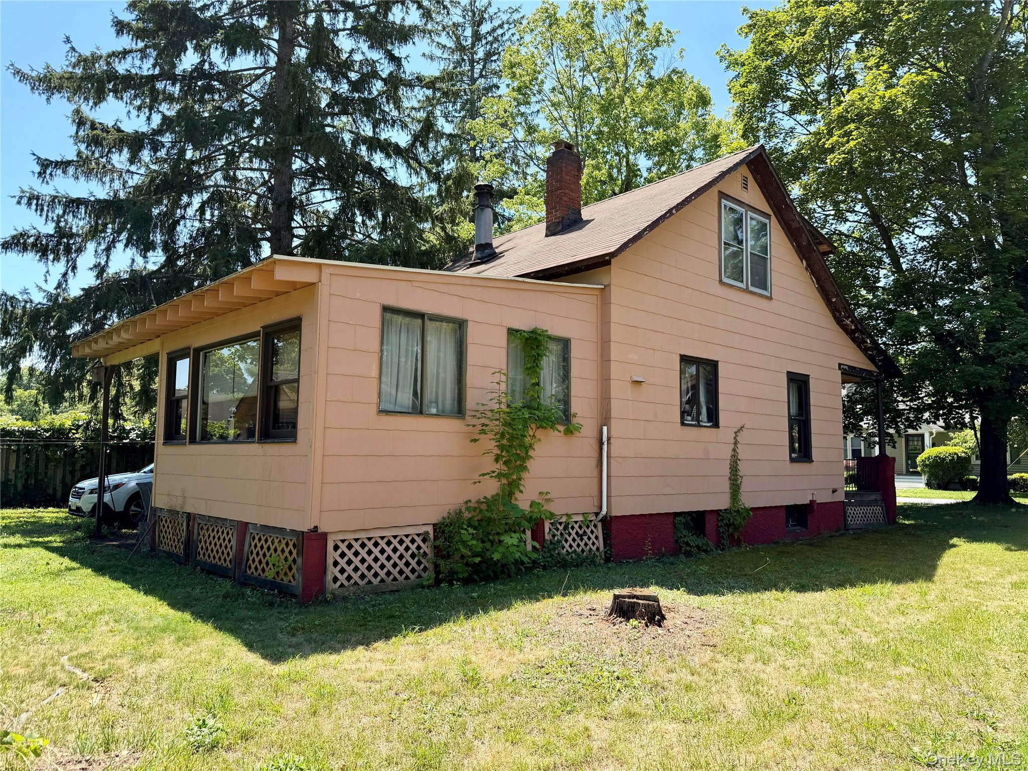 16 Cottage Street – For Sale photo 17