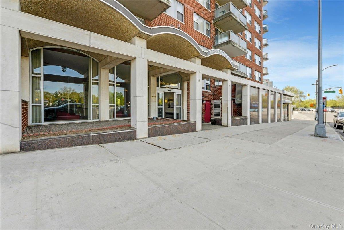 85-15 Main Street, Unit 12B