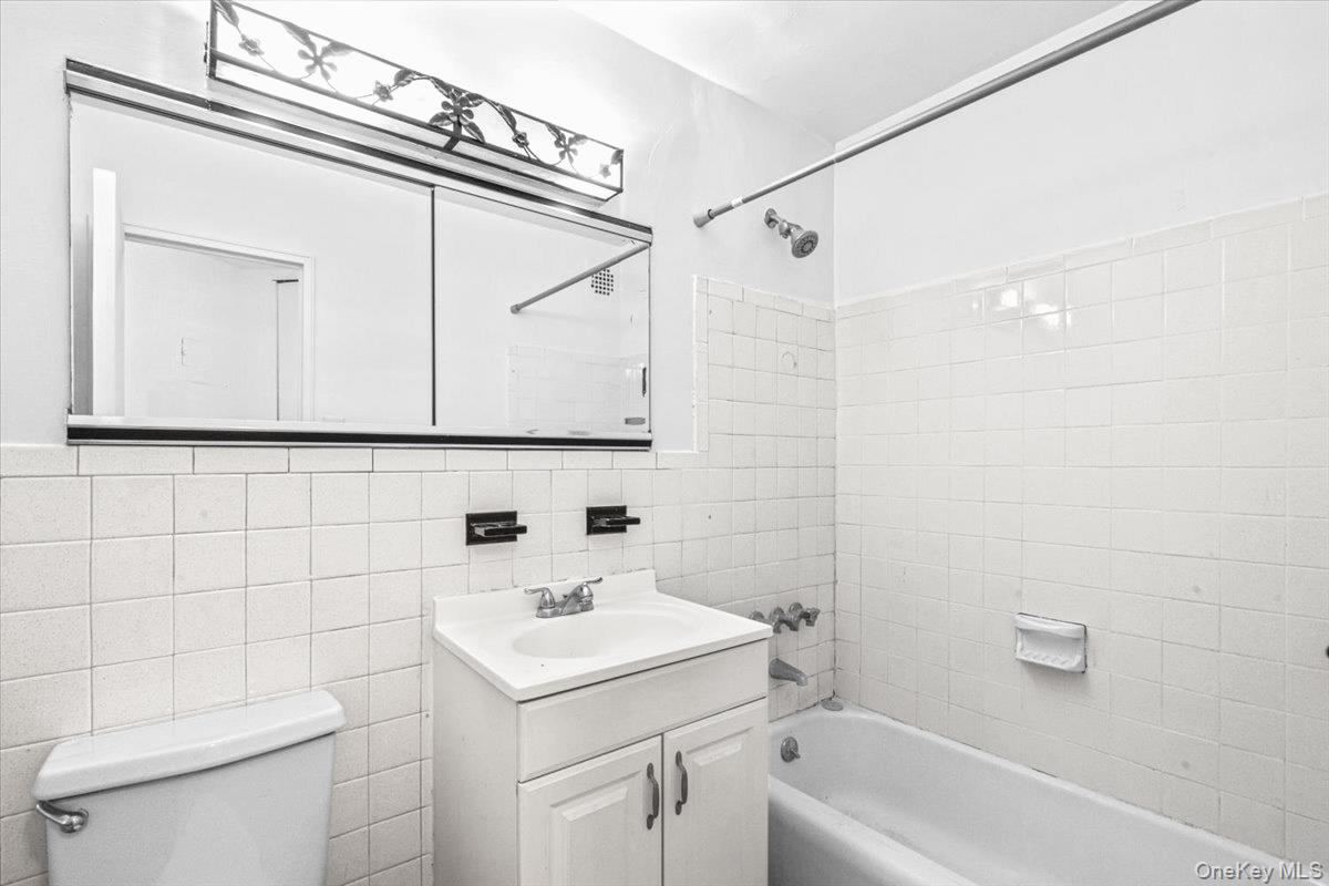 85-15 Main Street, Unit 12B photo 10