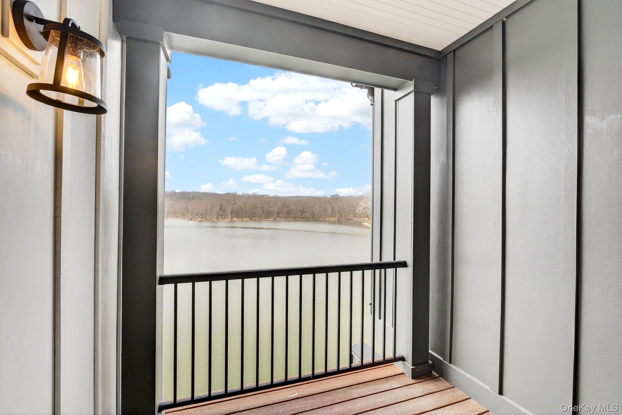 2 icehouse Drive – For Sale photo 6