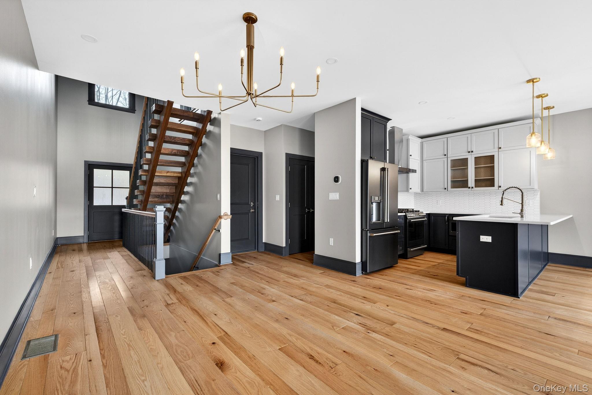 2 icehouse Drive – For Sale photo 8