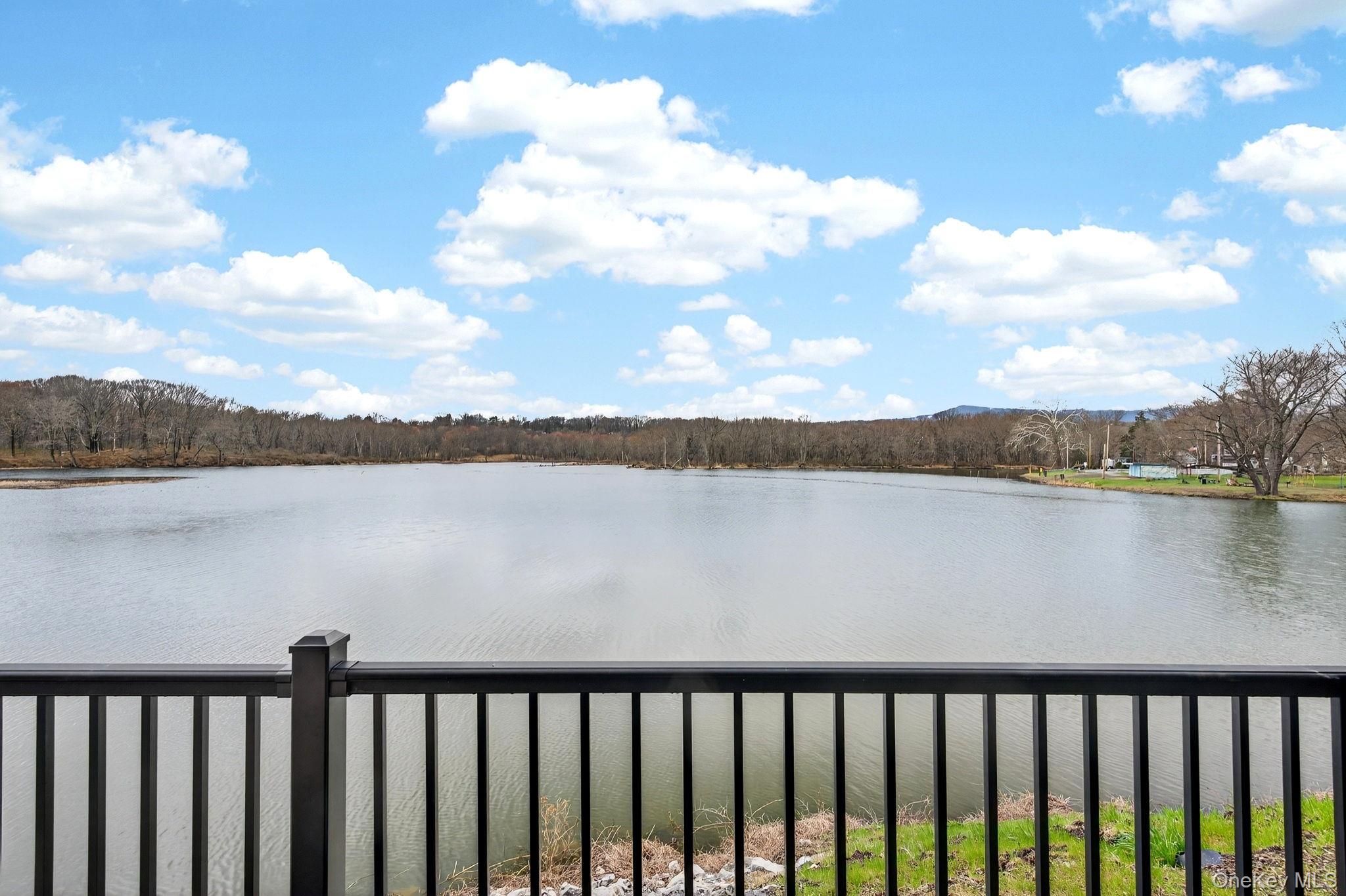 2 icehouse Drive – For Sale photo 35