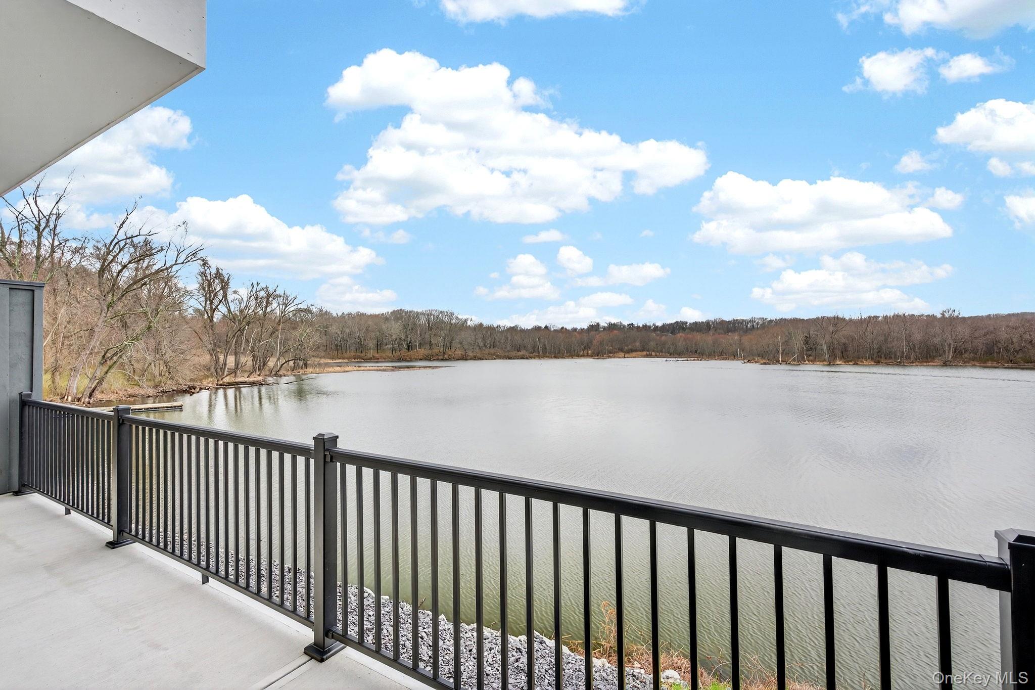 2 icehouse Drive – For Sale photo 34