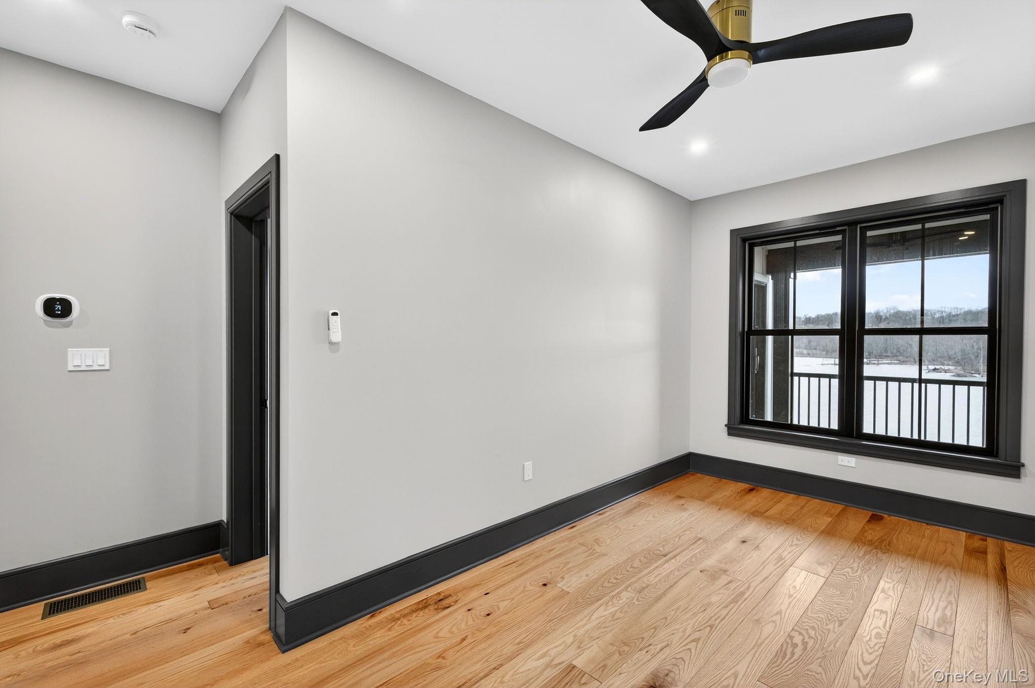 2 icehouse Drive – For Sale photo 13