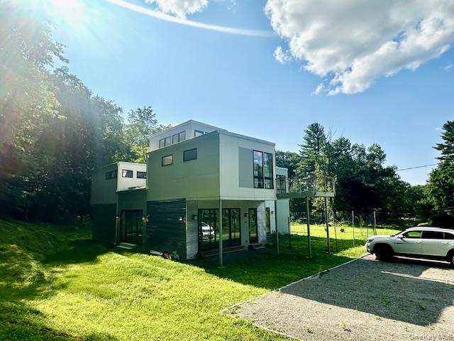 32 Brook Lane – For Sale