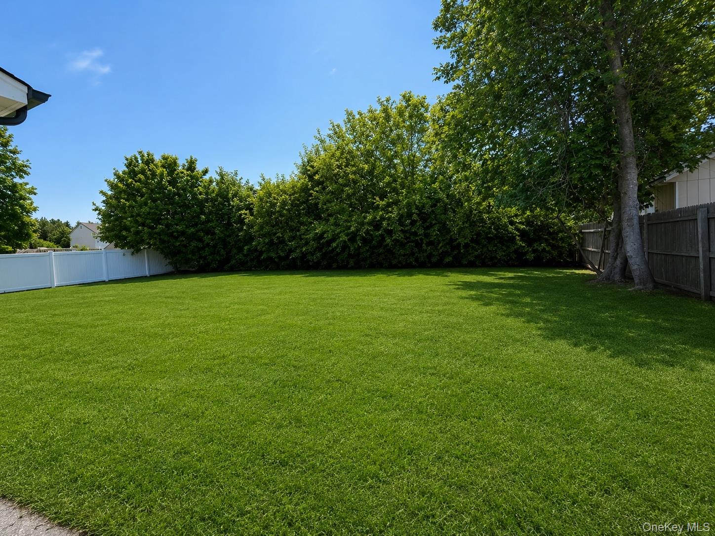 818 Meade Avenue – For Sale photo 14
