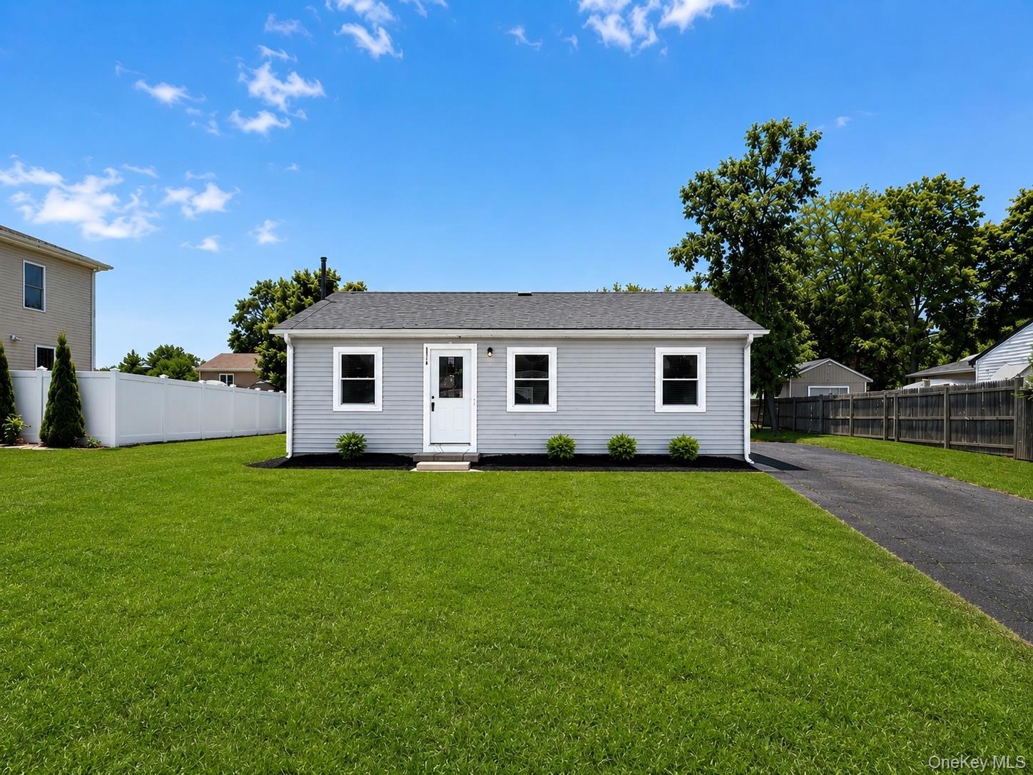818 Meade Avenue – For Sale photo 2