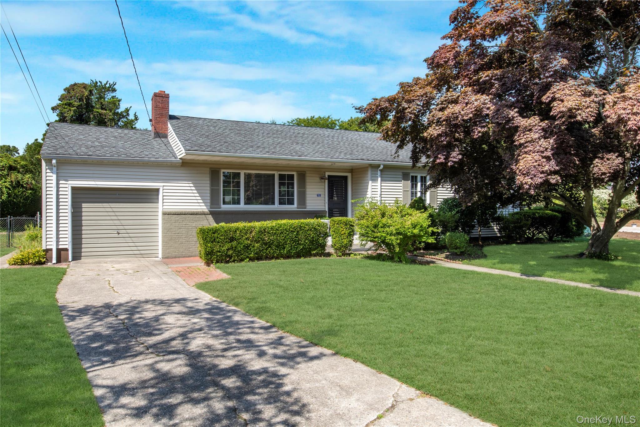 32 General Mclean Drive – For Rent