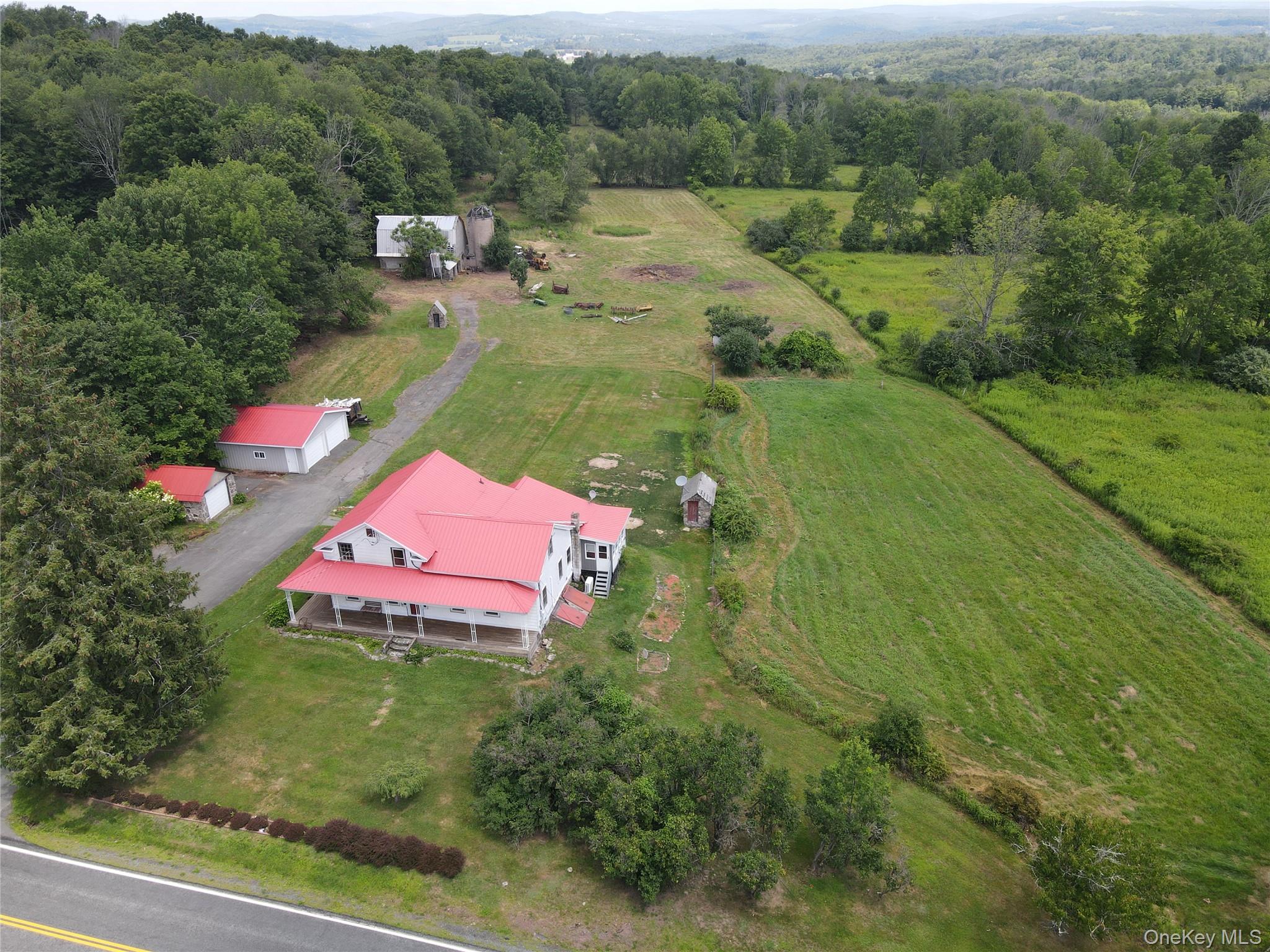 1103 County Road 114 – For Sale photo 3
