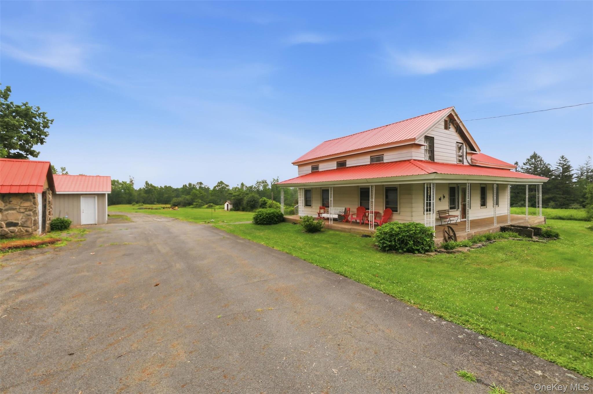 1103 County Road 114 – For Sale photo 2
