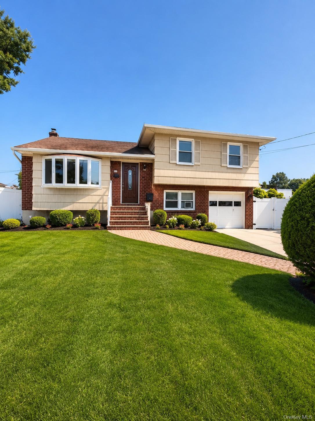 224 New Hyde Park Road – For Sale photo 2
