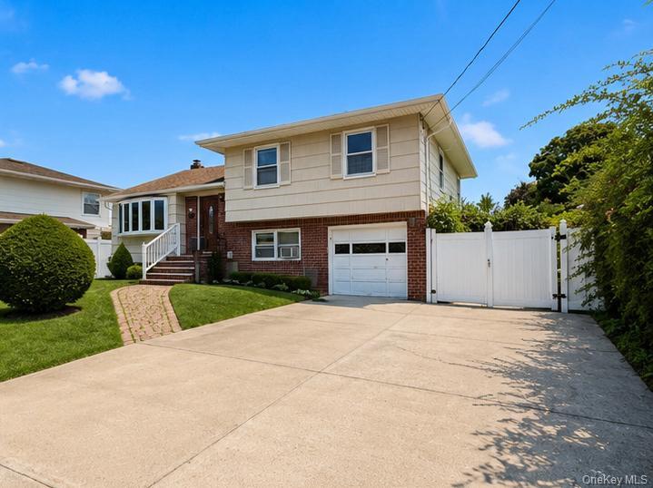 224 New Hyde Park Road – For Sale photo 3