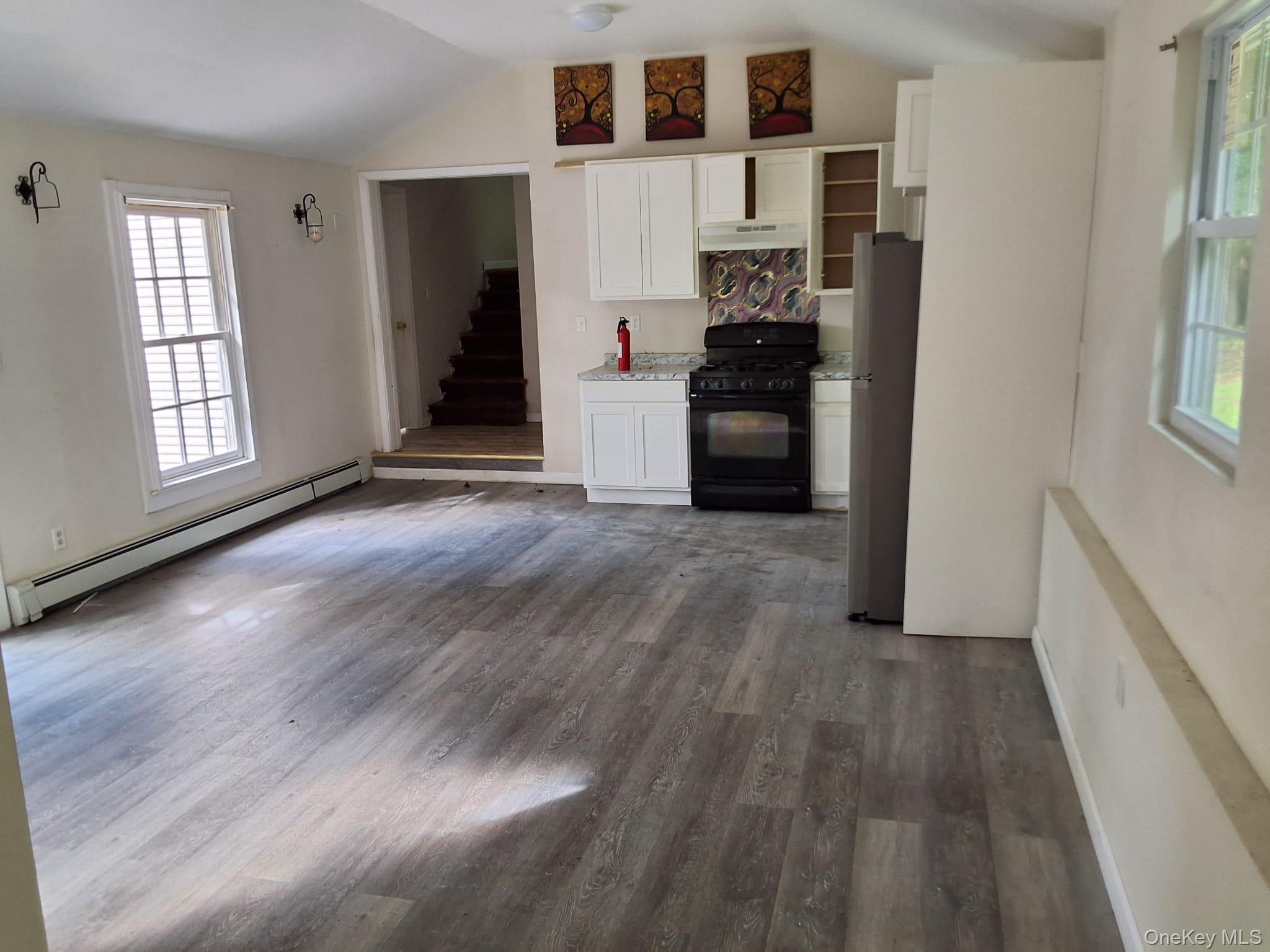 422 Spring Street – For Rent photo 5