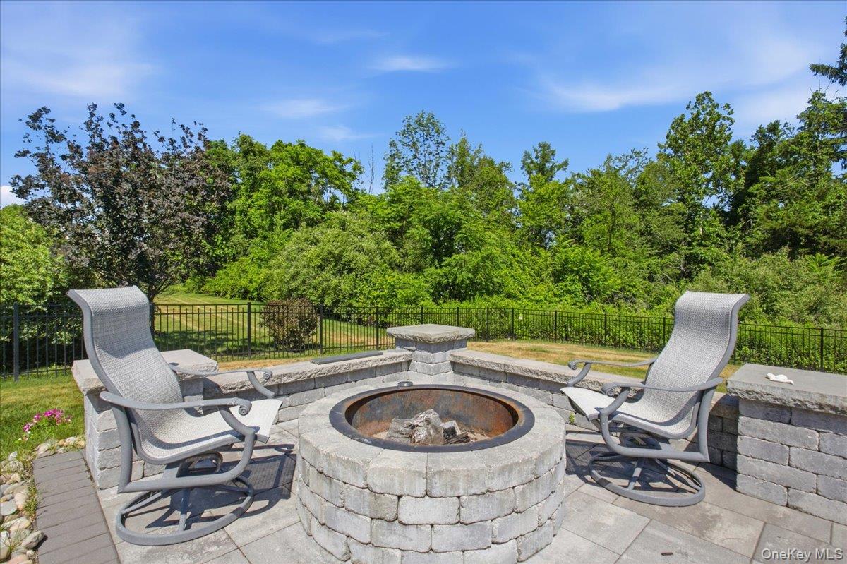 236 Buttonwood Way – For Sale photo 34
