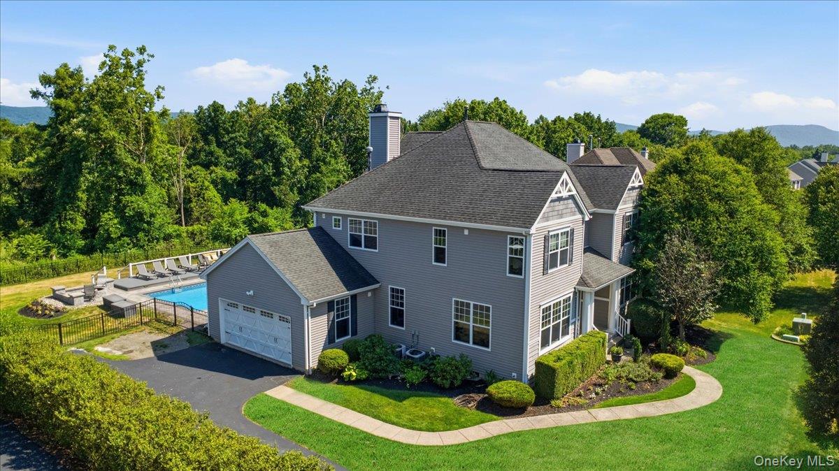 236 Buttonwood Way – For Sale