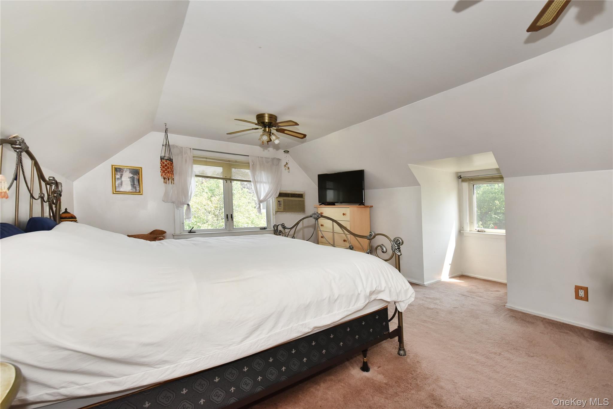 18418 69th Avenue – For Sale photo 23
