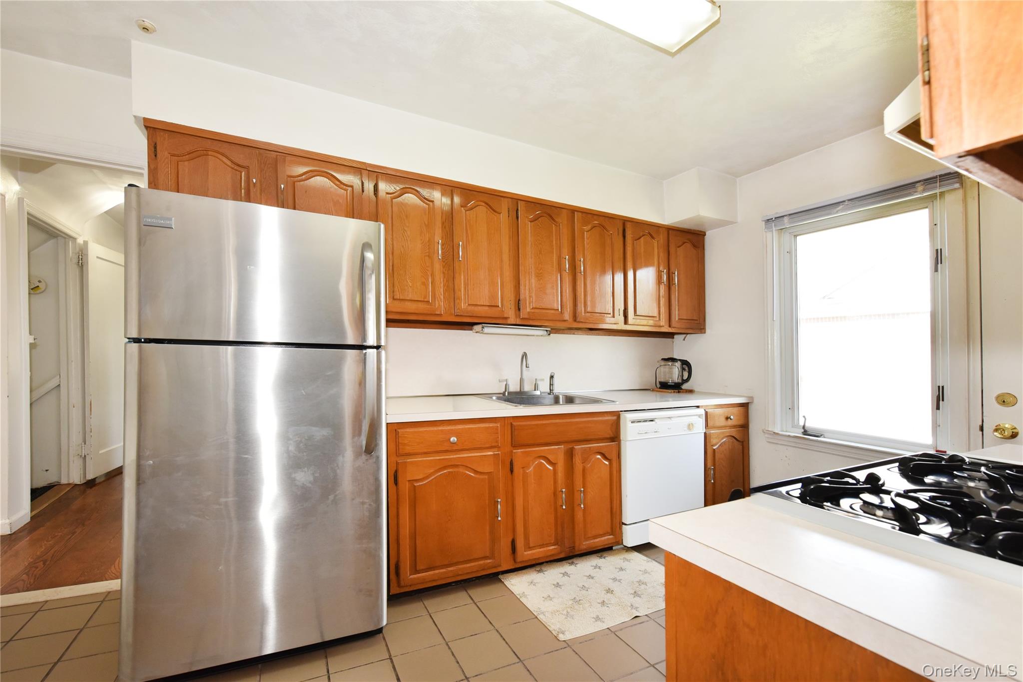 18418 69th Avenue – For Sale photo 14