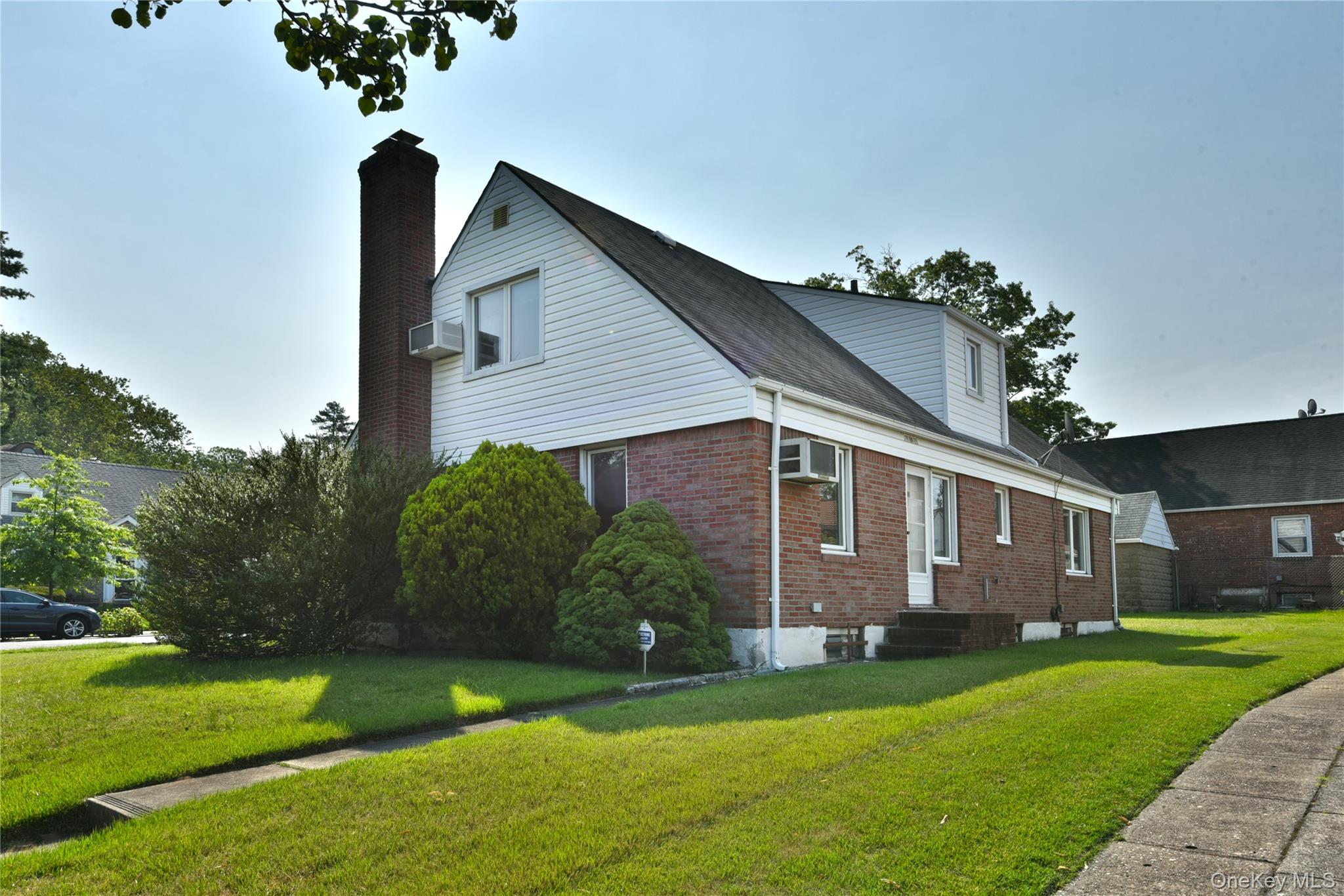 18418 69th Avenue – For Sale photo 29