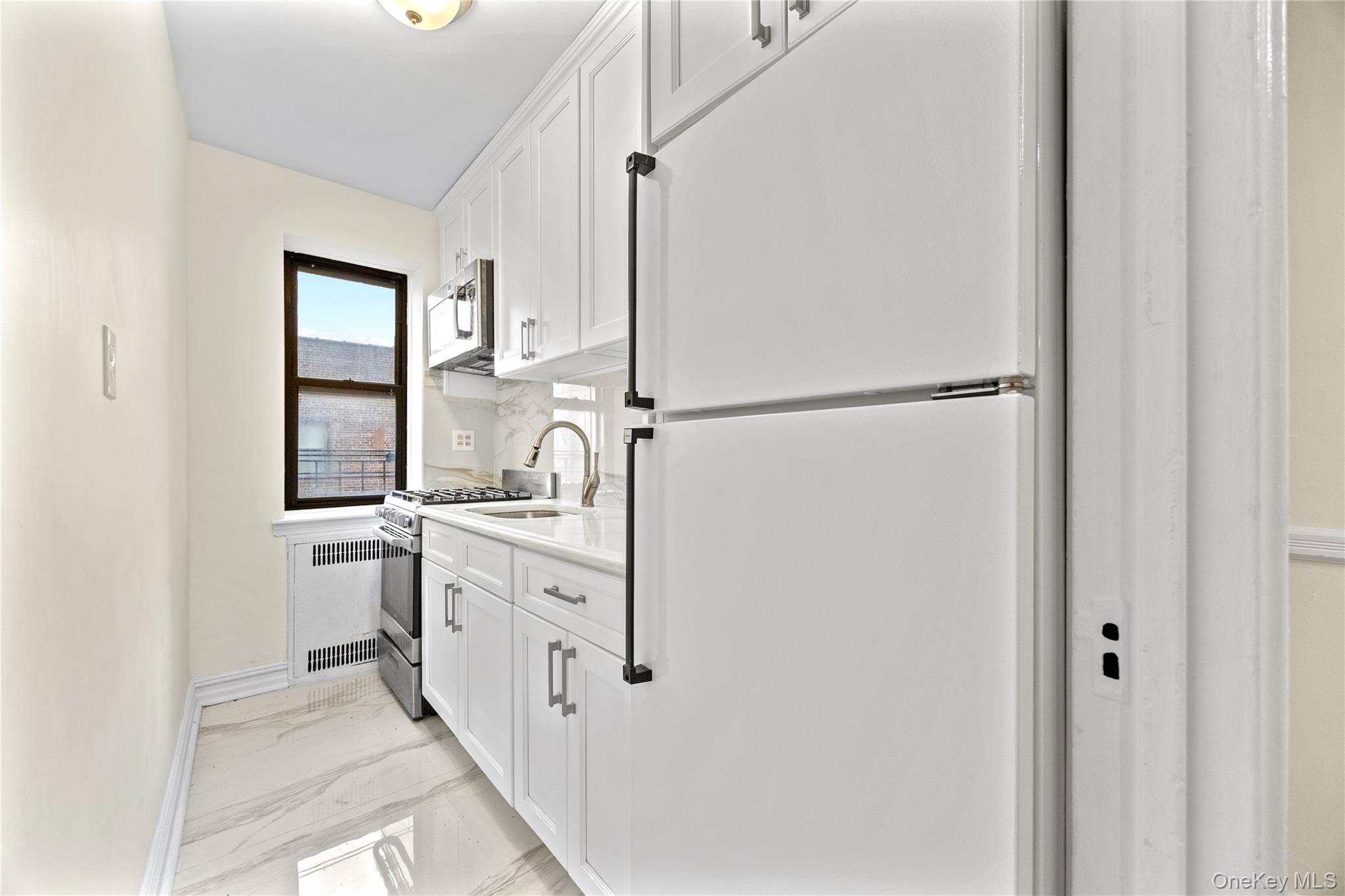 35-35 75th Street, Unit 625 photo 8