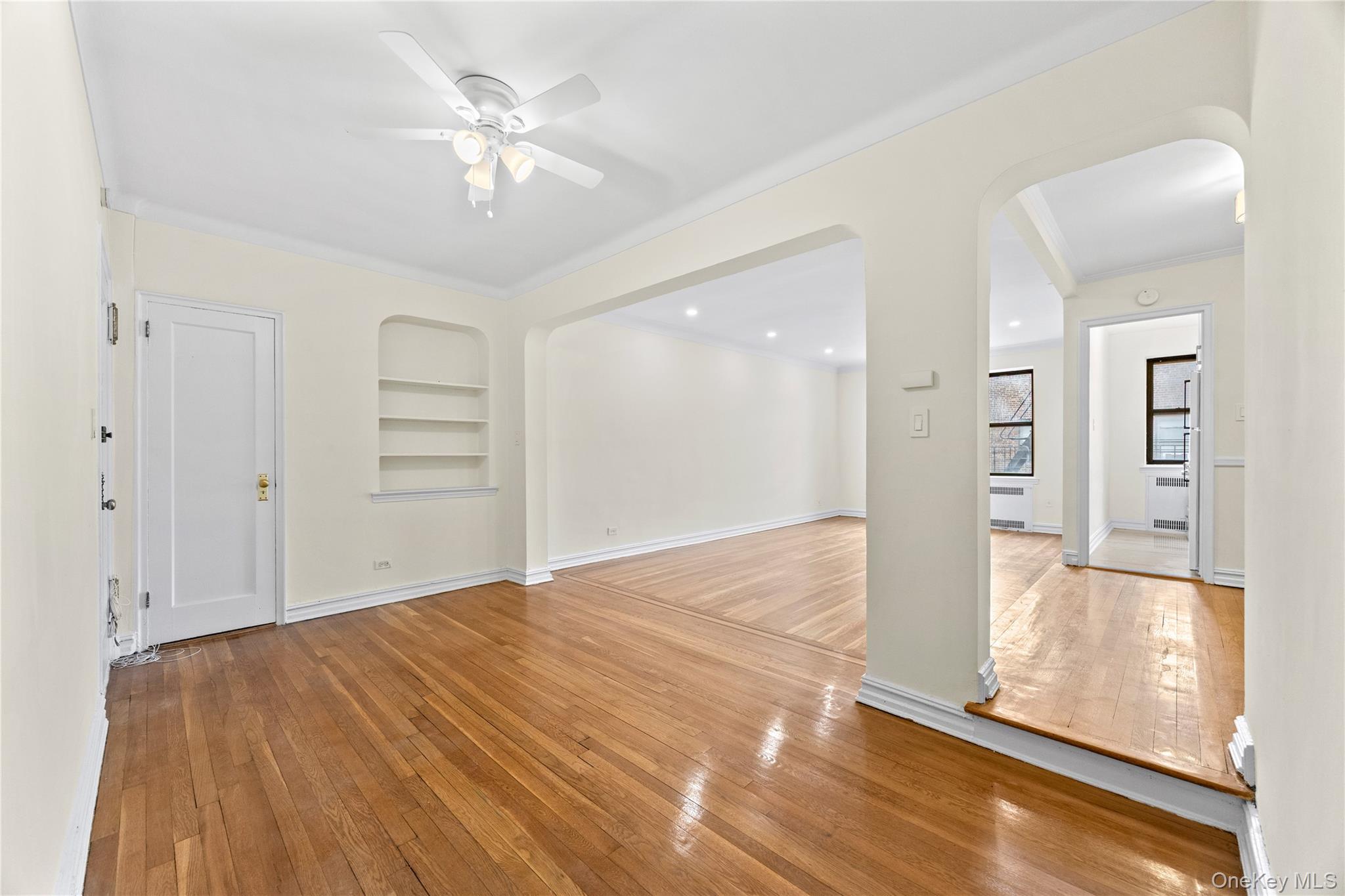 35-35 75th Street, Unit 625 photo 2