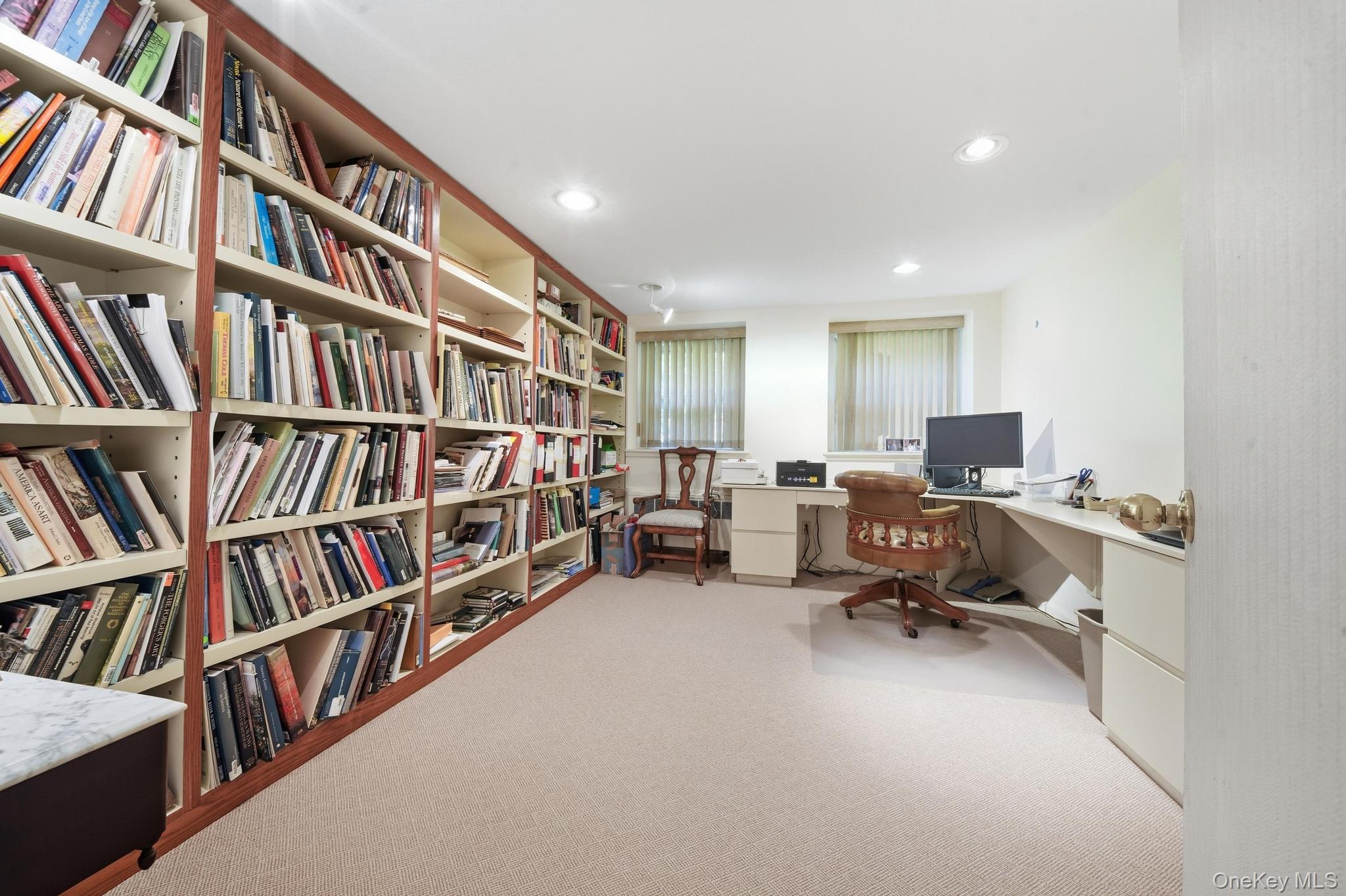15 Tappentown Lane – For Sale