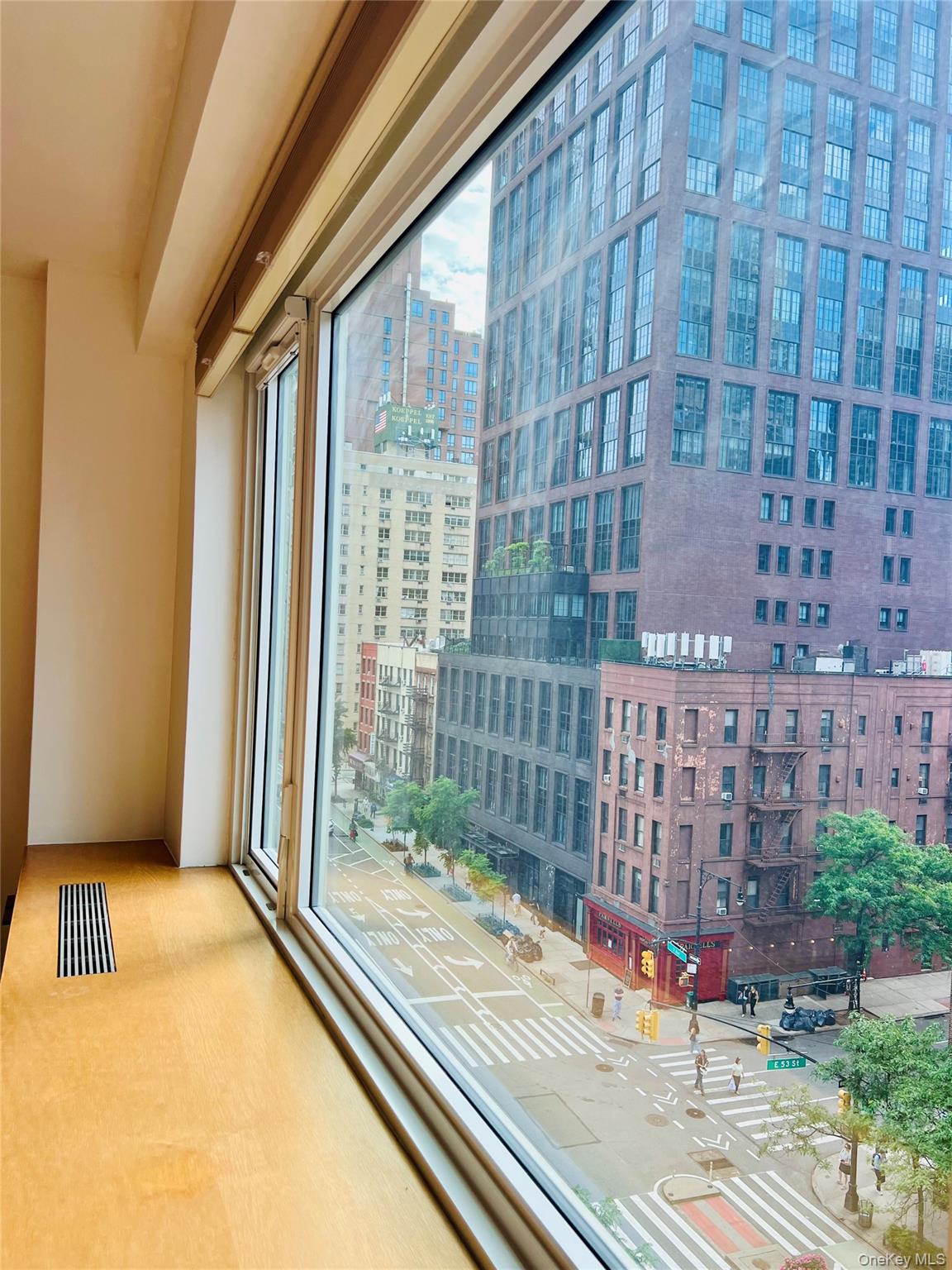 411 East 53rd Street, Unit 8L
