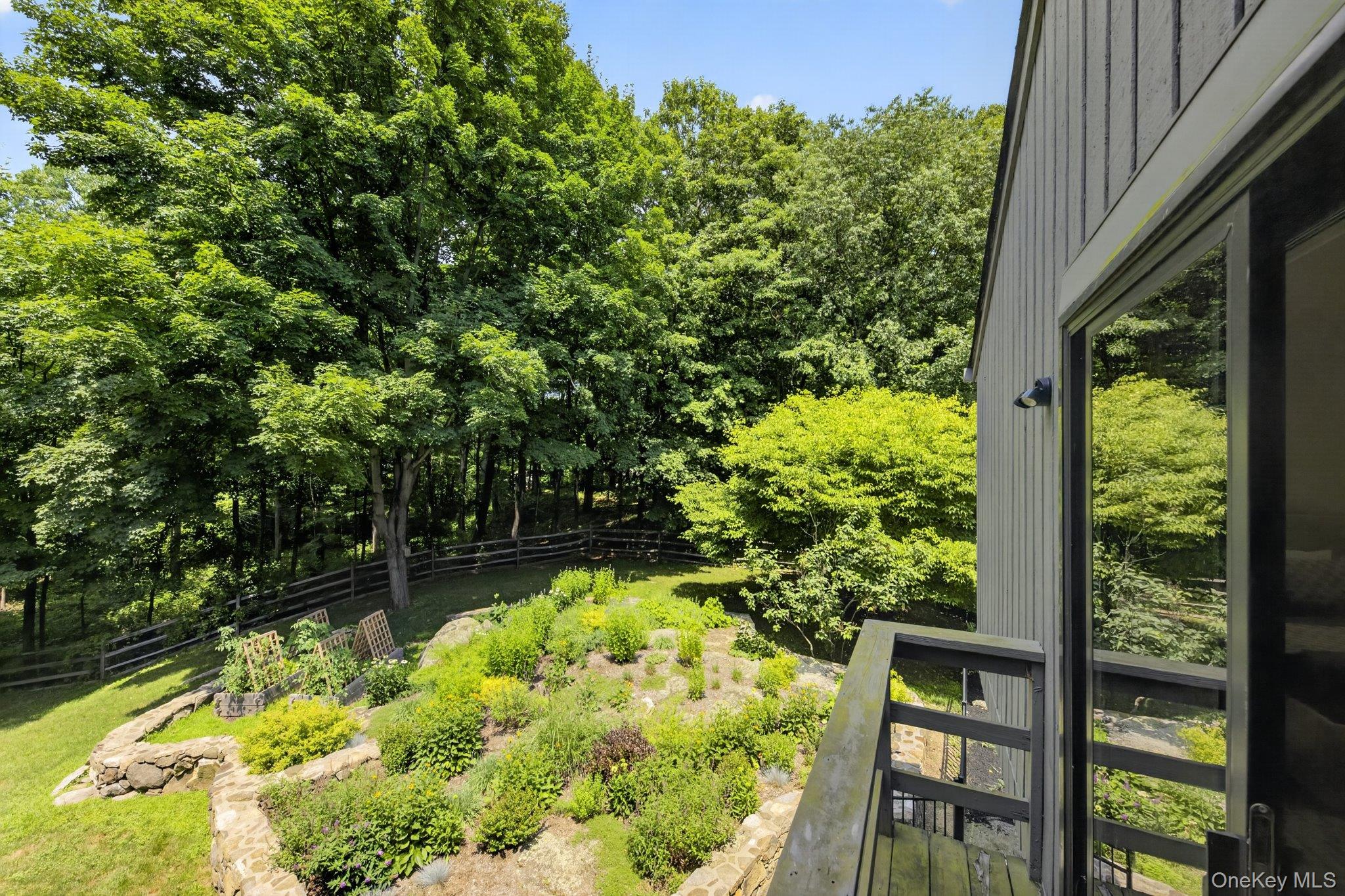 230 E Middle Patent Road – For Sale photo 36
